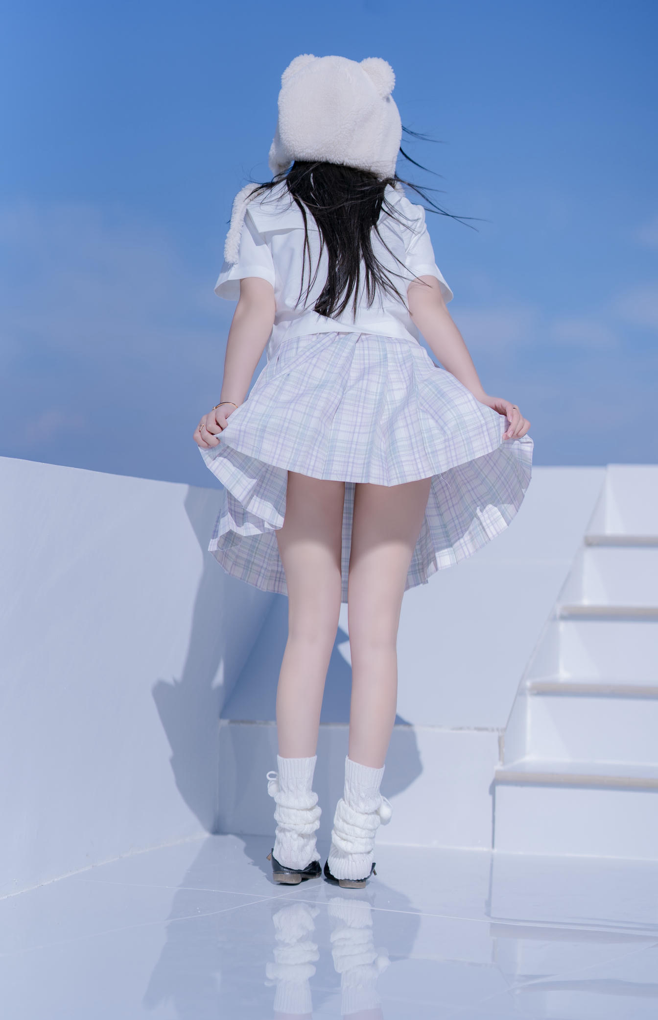 过期米线线喵 NO.070 天台JK [58P-86MB]_第2集