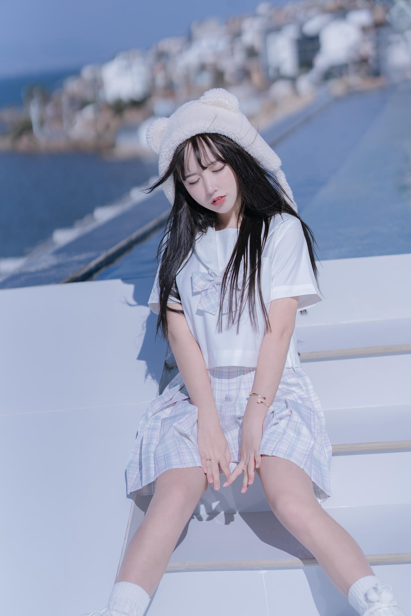 过期米线线喵 NO.070 天台JK [58P-86MB]_第2集