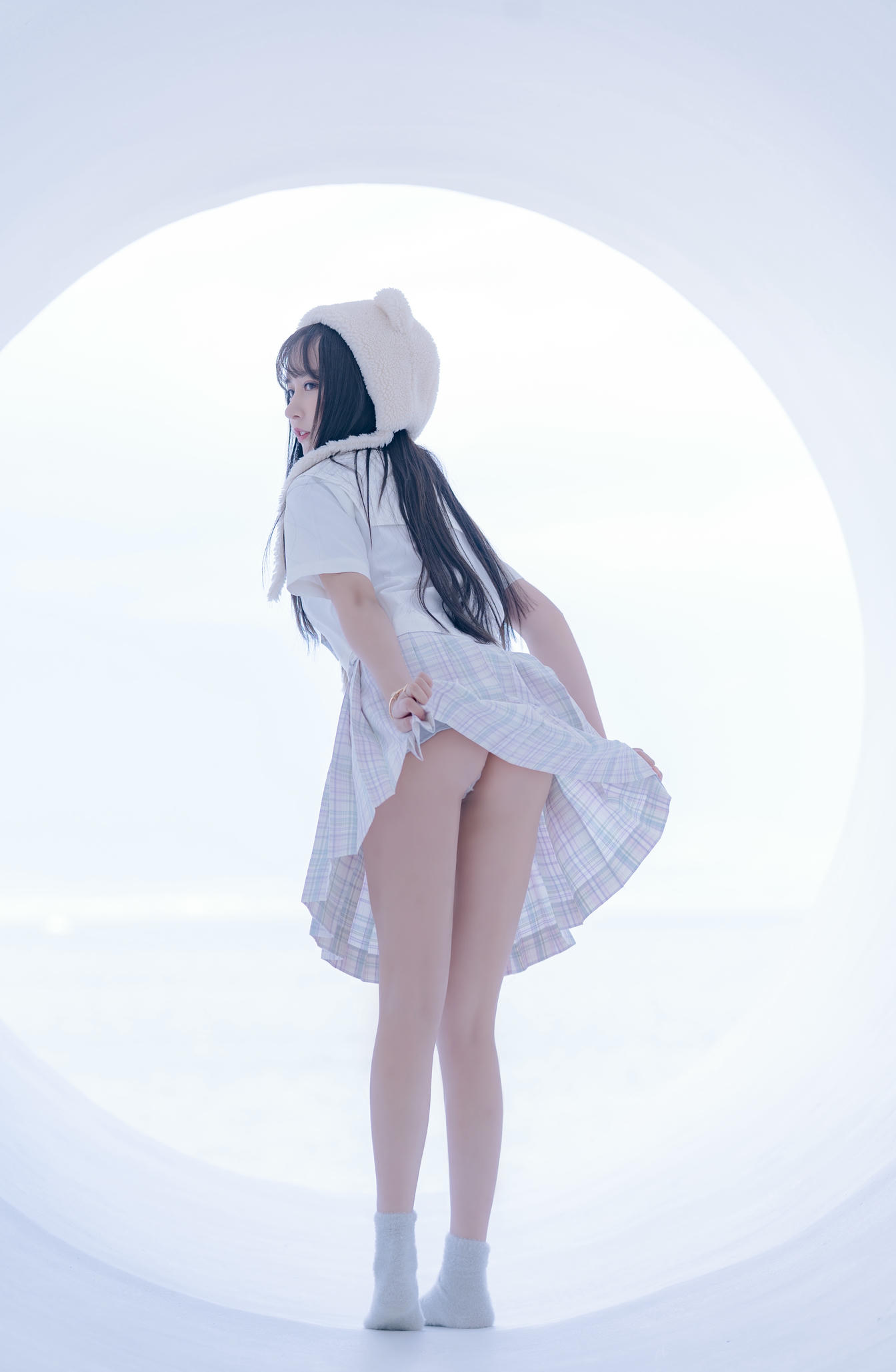 过期米线线喵 NO.070 天台JK [58P-86MB]_第3集