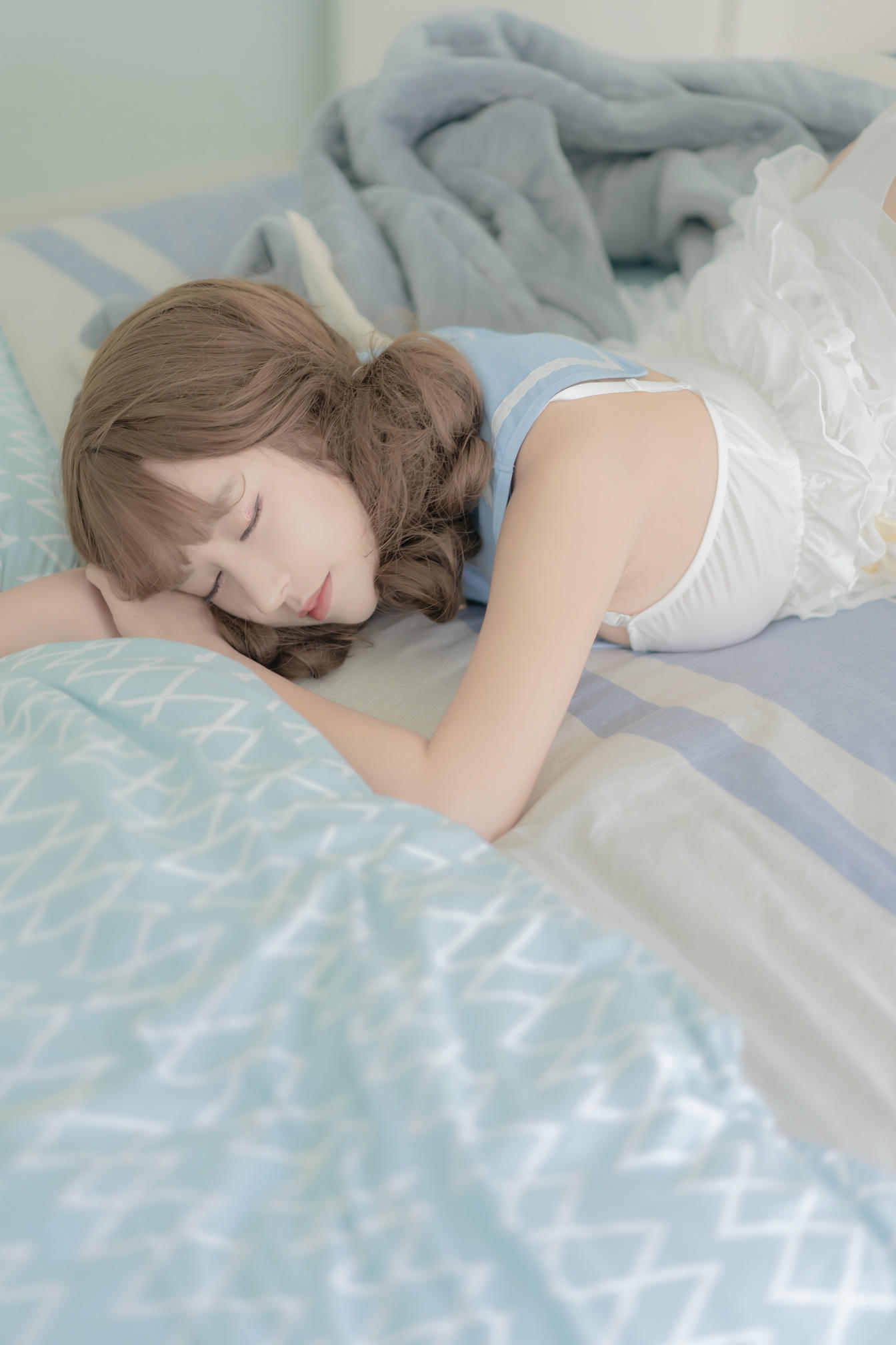 过期米线线喵 NO.071 喝汽水 [55P-63MB]_第1集