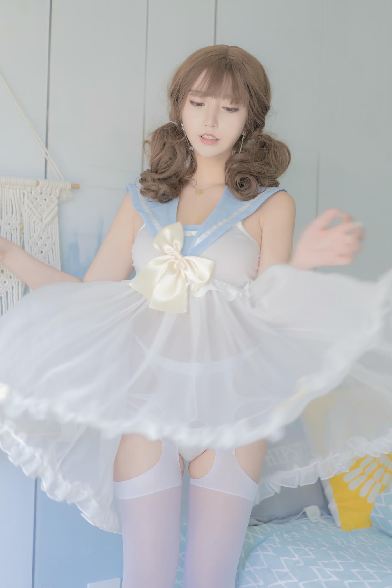 过期米线线喵 NO.071 喝汽水 [55P-63MB]_第3集