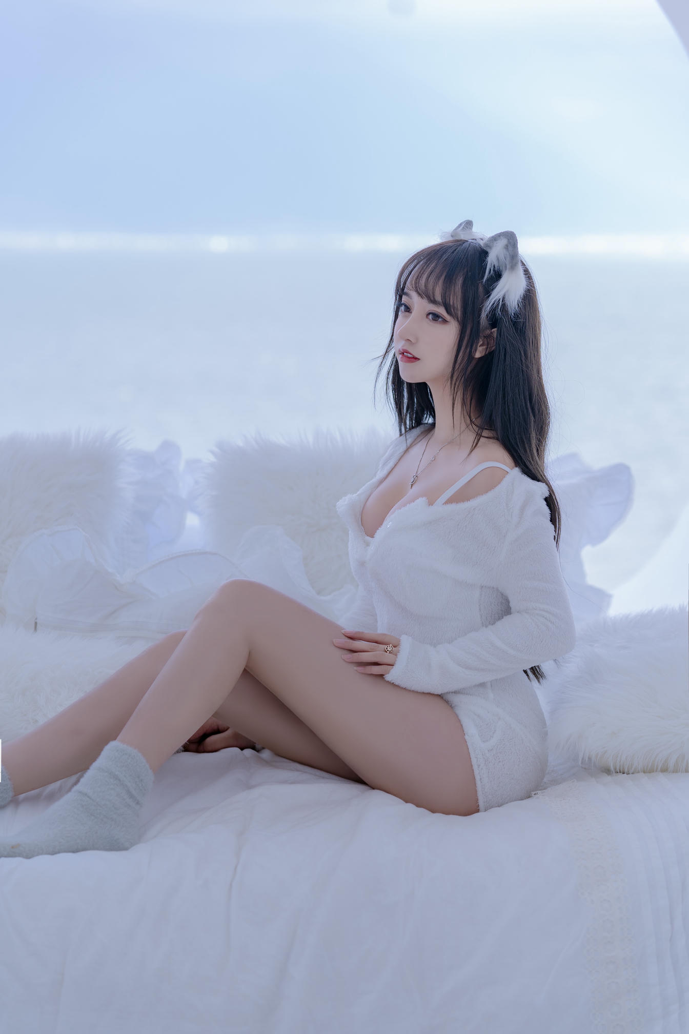 过期米线线喵 NO.073 小白狼 [56P-76MB]_第1集