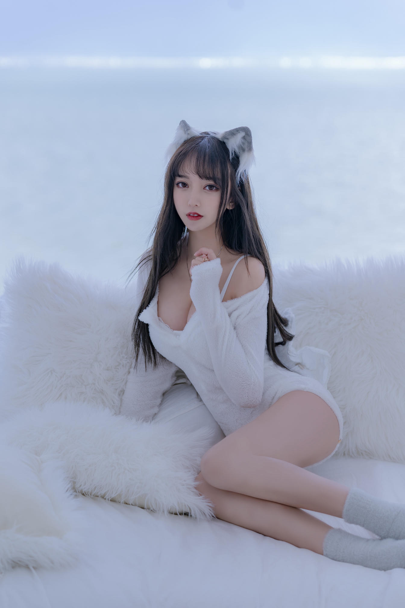 过期米线线喵 NO.073 小白狼 [56P-76MB]_第1集