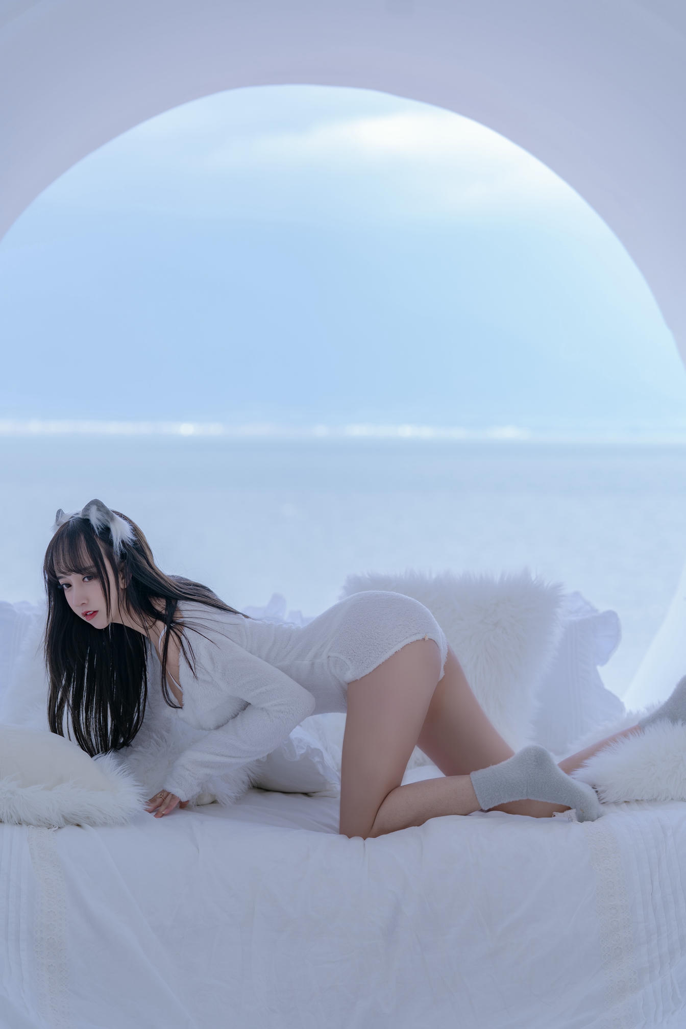 过期米线线喵 NO.073 小白狼 [56P-76MB]_第1集