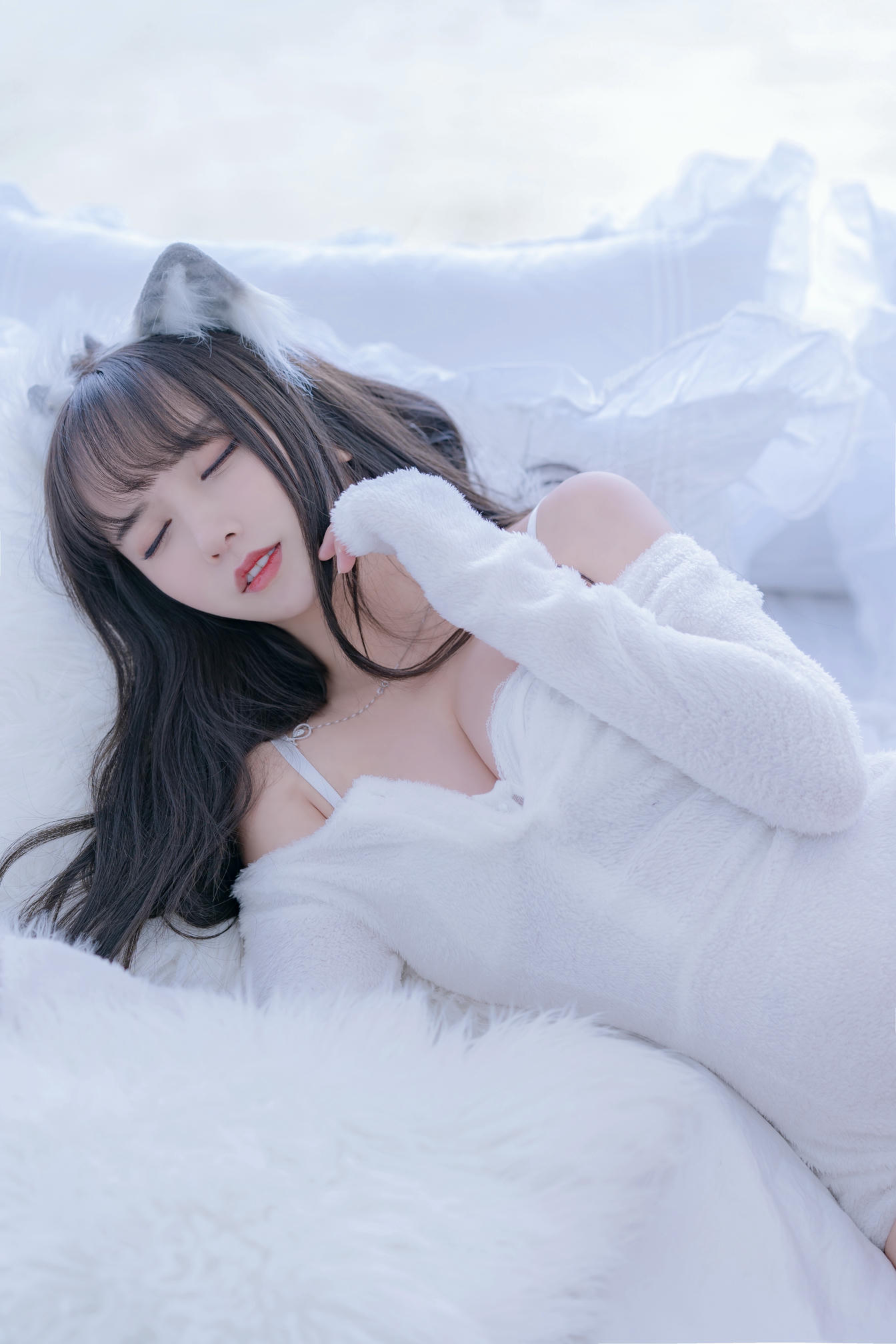 过期米线线喵 NO.073 小白狼 [56P-76MB]_第2集