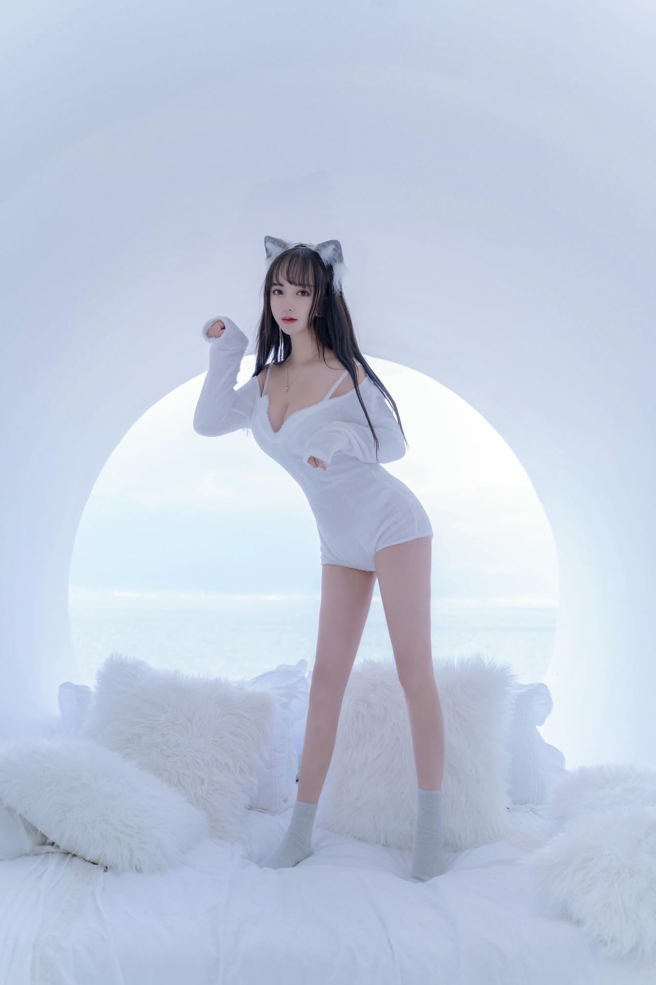 过期米线线喵 NO.073 小白狼 [56P-76MB]_第2集