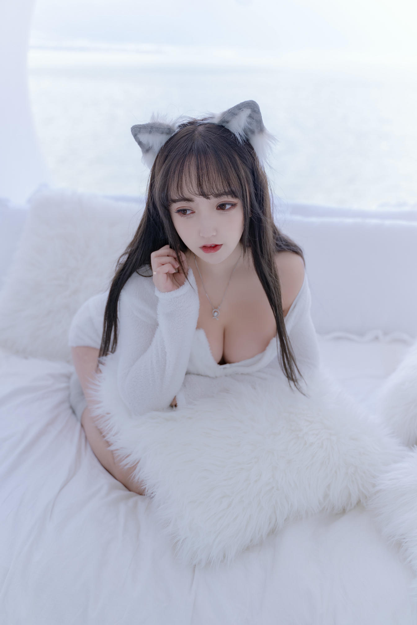 过期米线线喵 NO.073 小白狼 [56P-76MB]_第3集