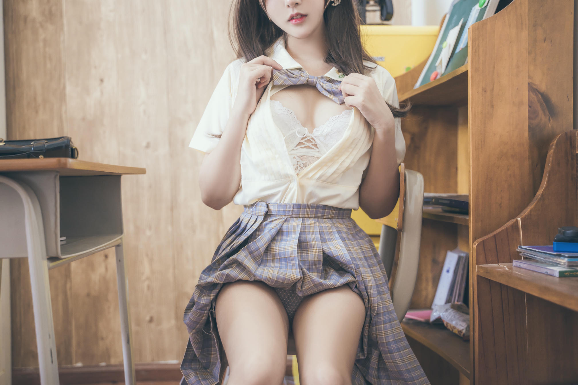 过期米线线喵 NO.077 教室 [30P-141MB]_第1集