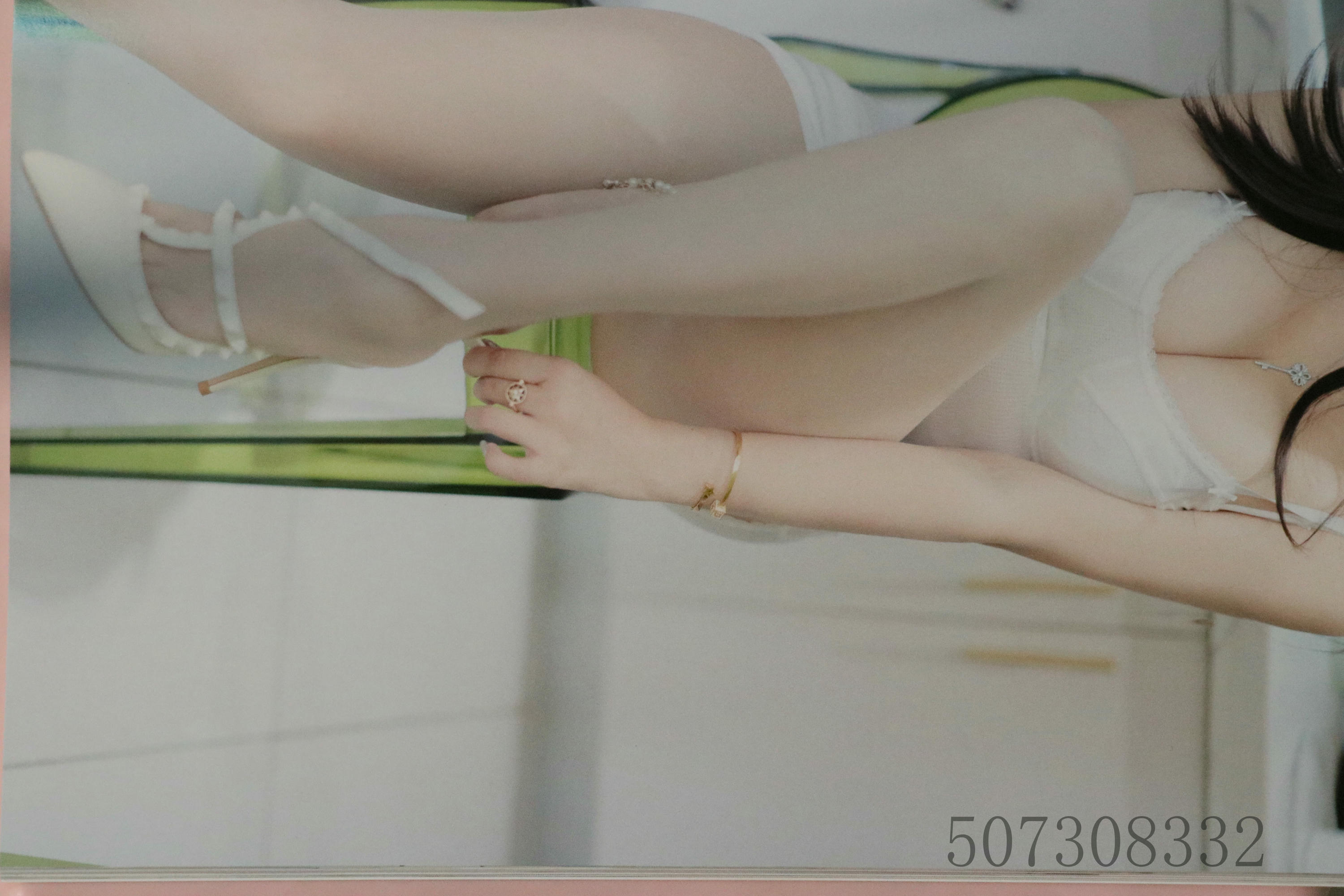 过期米线线喵 NO.090 实体写真肉丝 [77P-333MB]_第1集