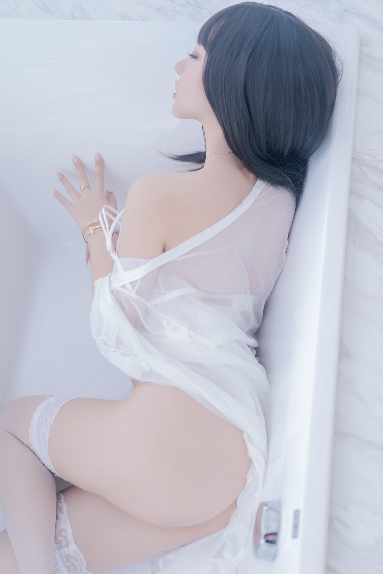 过期米线线喵 NO.091 镂空内衣 [65P-83MB]_第3集