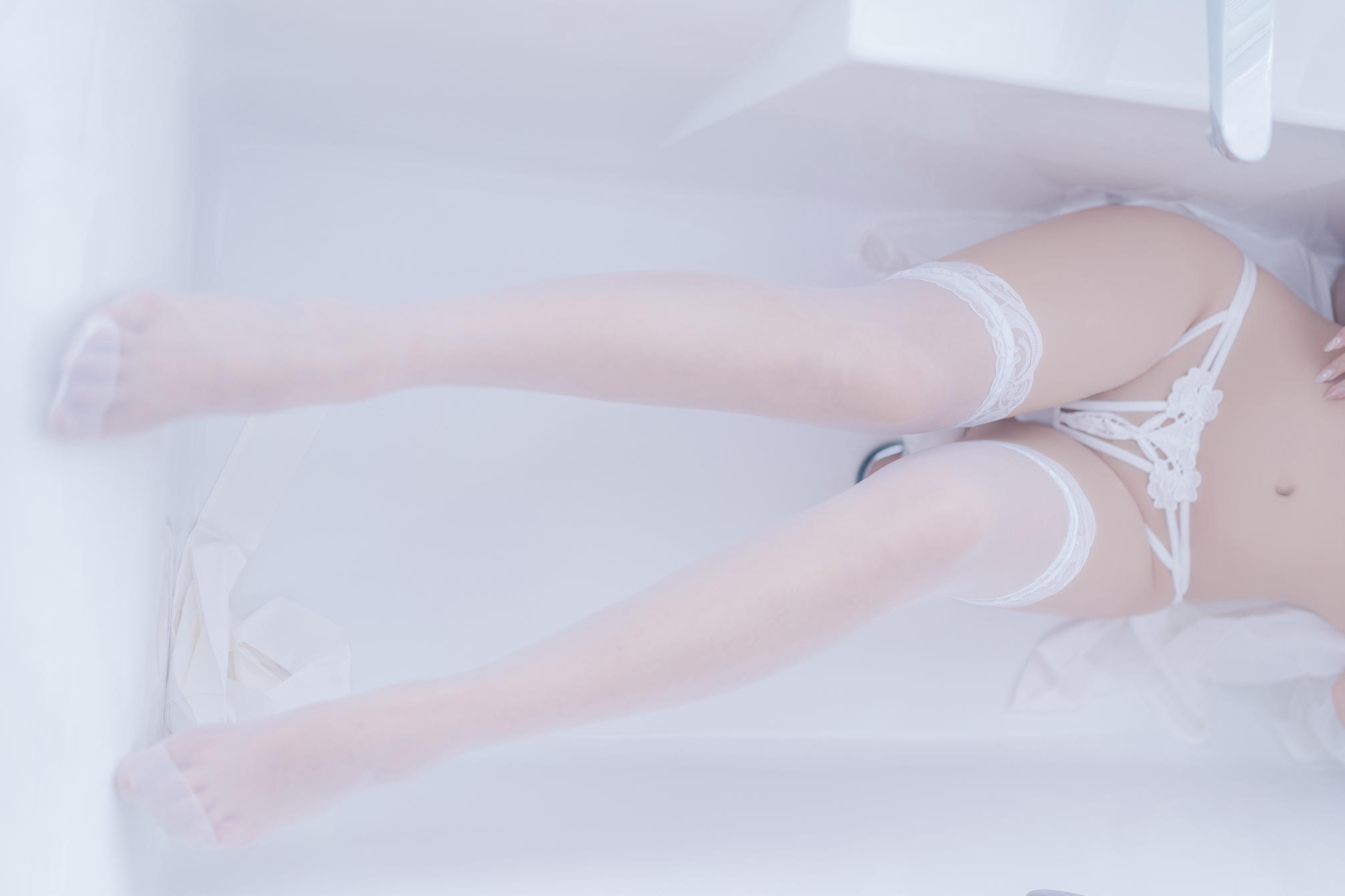 过期米线线喵 NO.091 镂空内衣 [65P-83MB]_第3集