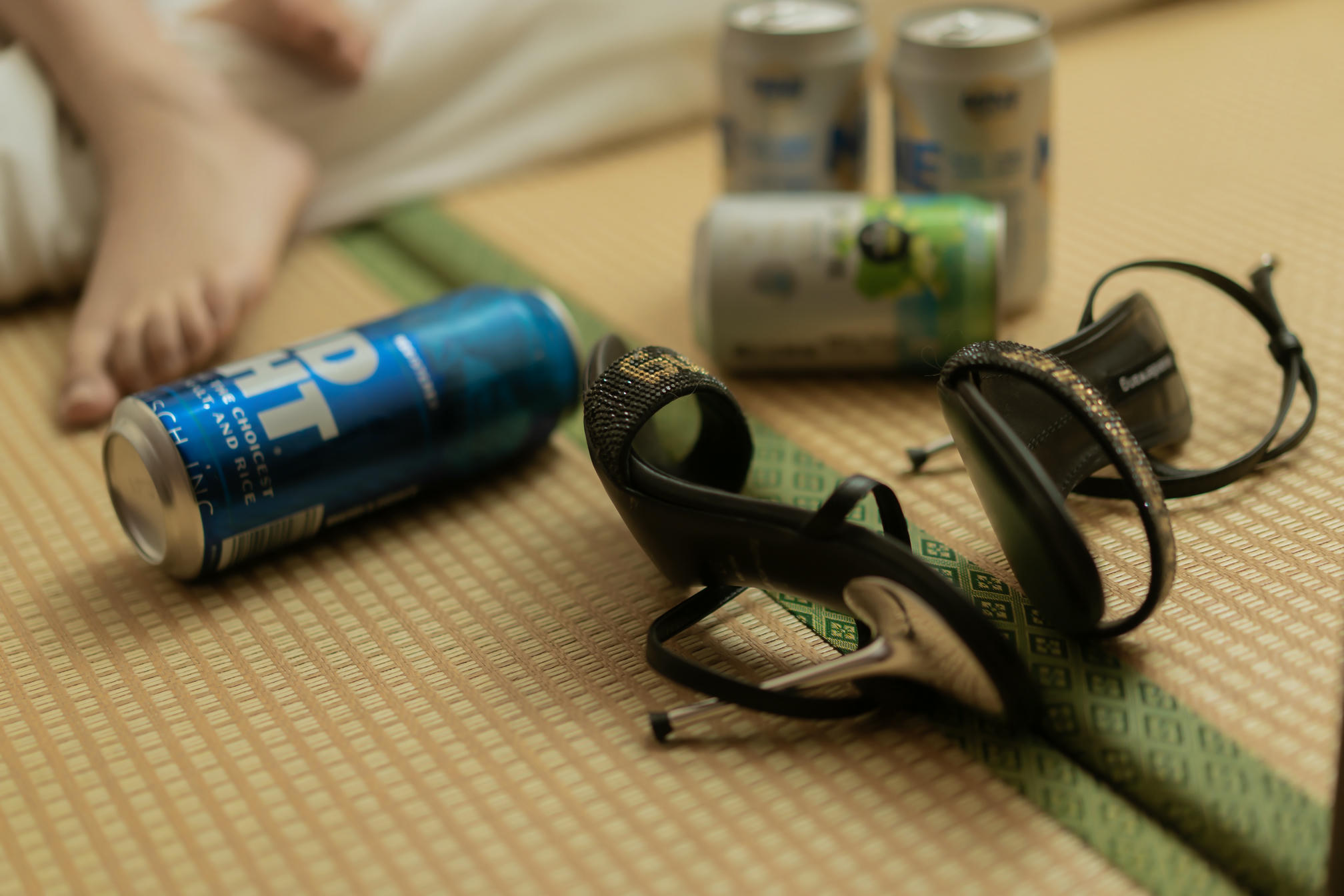 过期米线线喵 NO.096 宿醉 [85P-129MB]_第1集