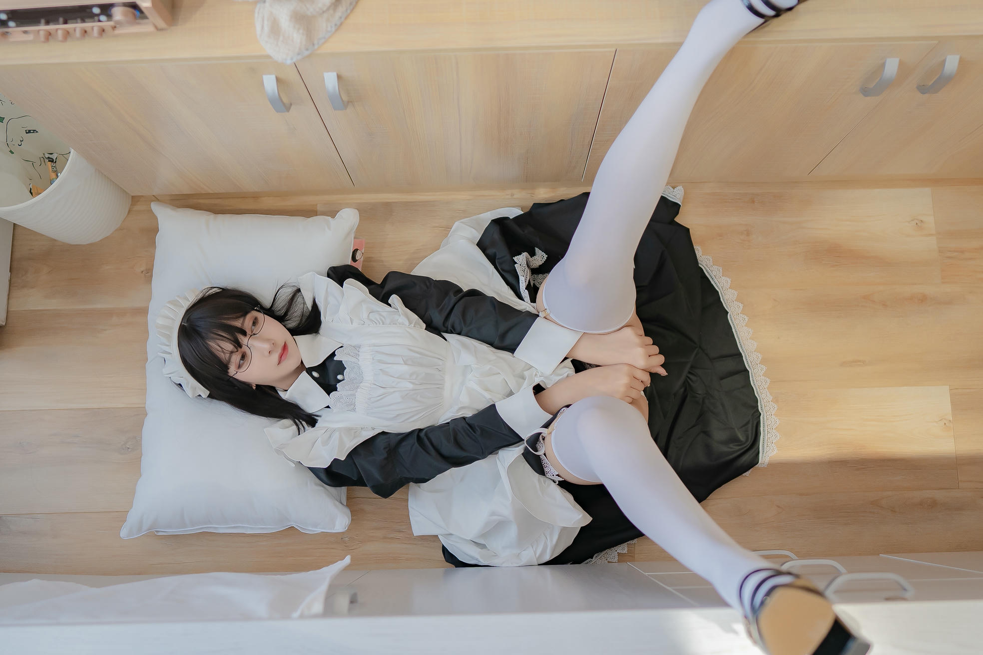 过期米线线喵 NO.099 女仆长 [28P-72MB]_第1集