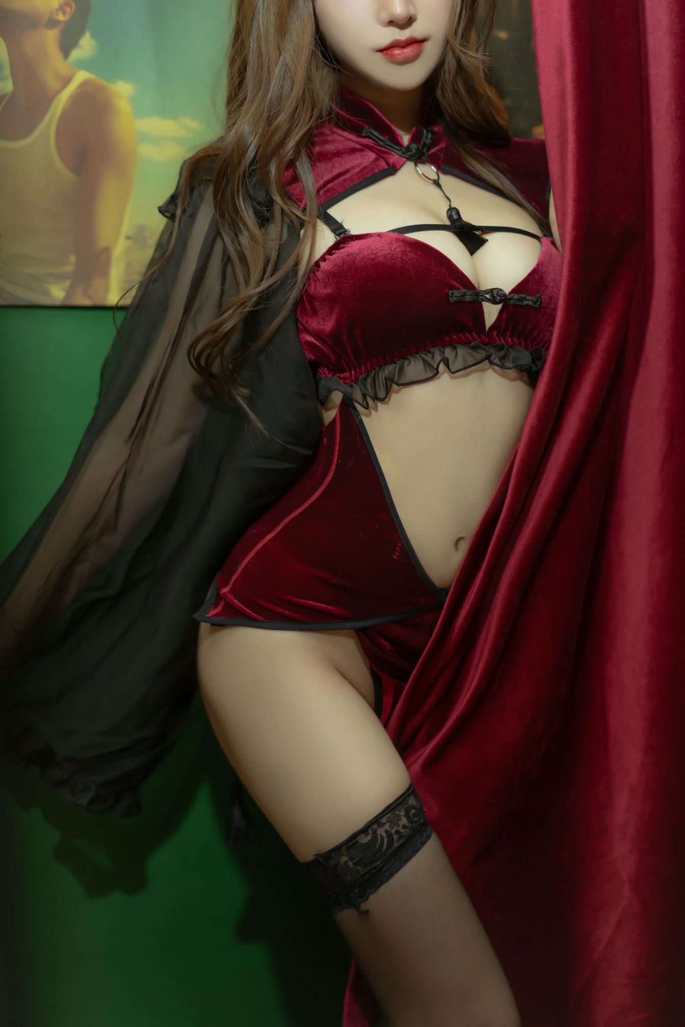 过期米线线喵 NO.100 红丝绒旗袍 [53P-86MB]_第1集