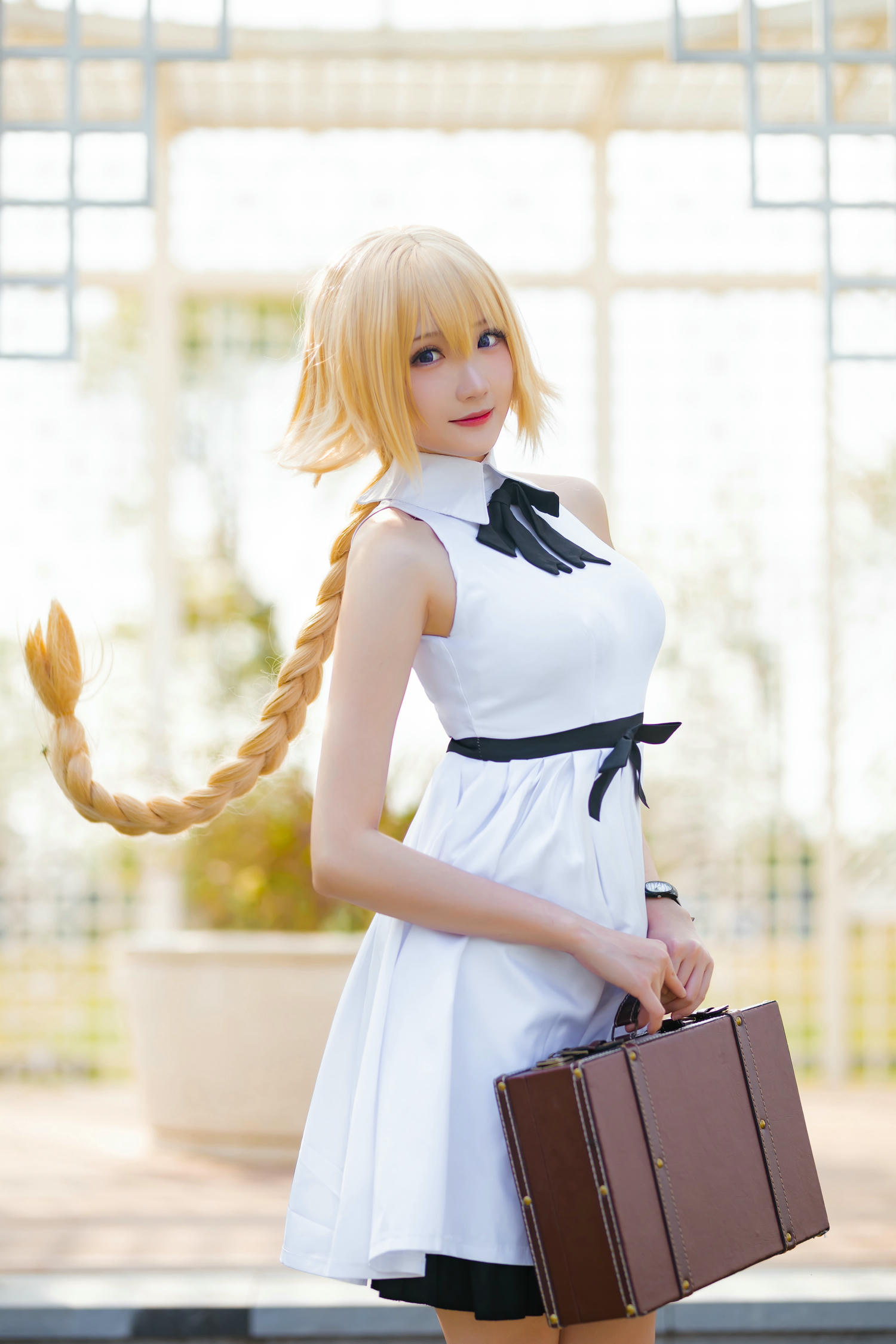 瓜希酱 NO.022 贞德三周年白裙德_第1集