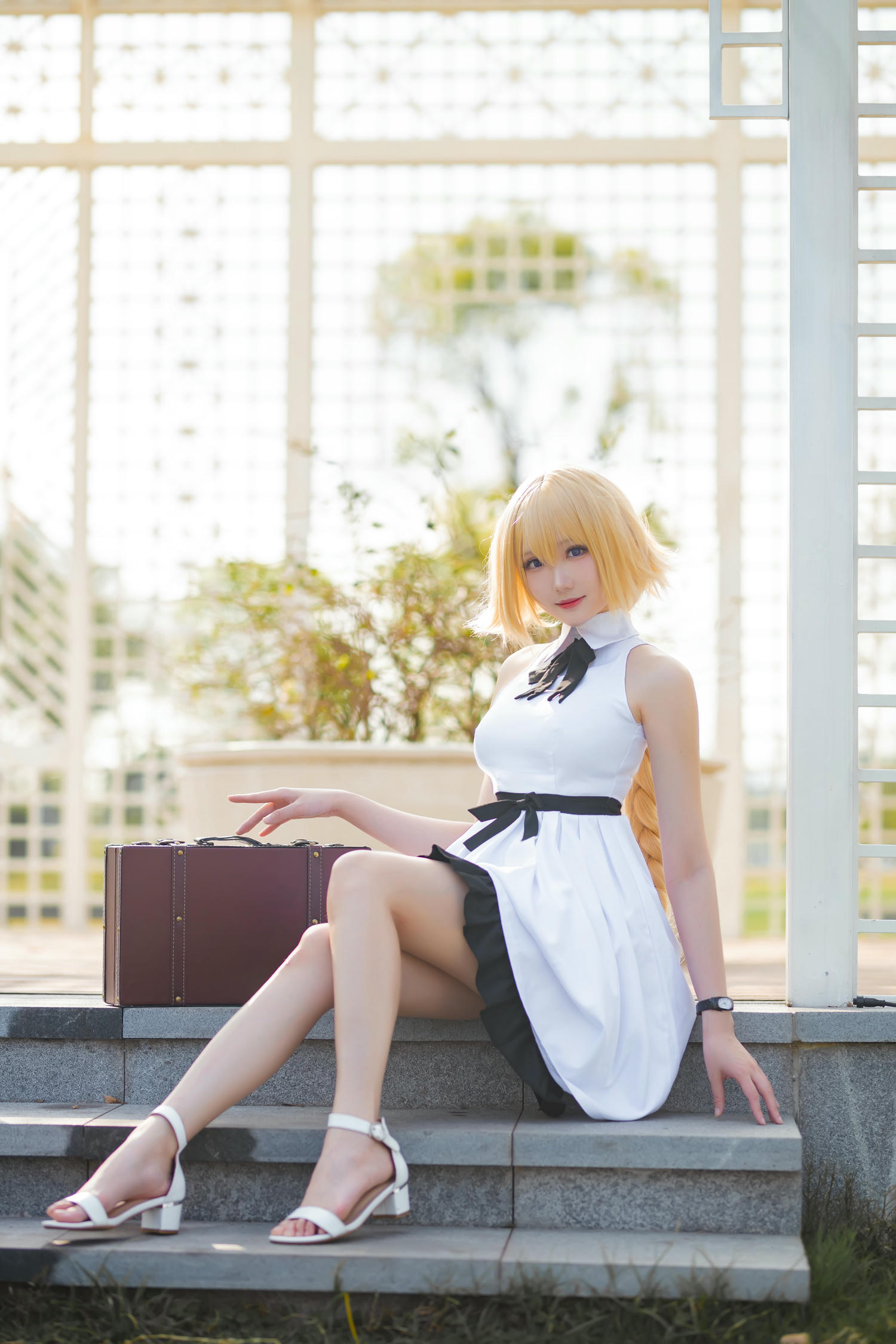 瓜希酱 NO.022 贞德三周年白裙德_第1集