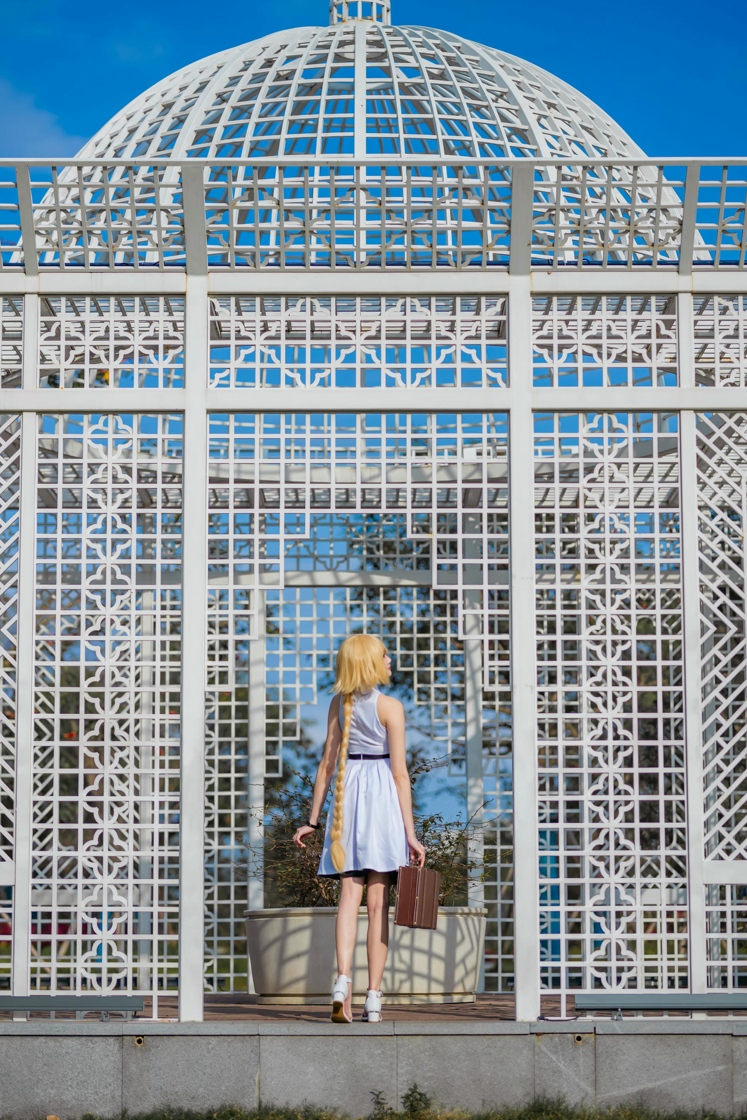 瓜希酱 NO.022 贞德三周年白裙德_第1集