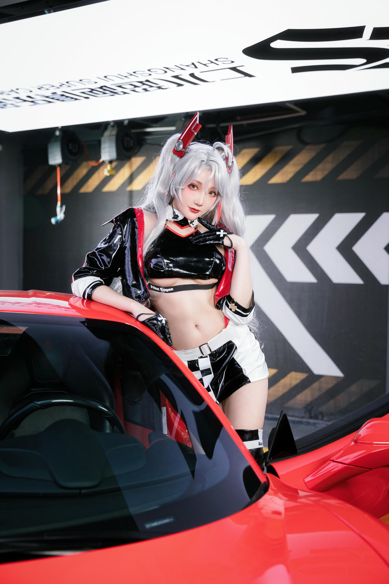 瓜希酱 NO.082 &Momoko葵葵 碧蓝航线 欧根&企业 赛车女郎 [58P-277MB]_第1集