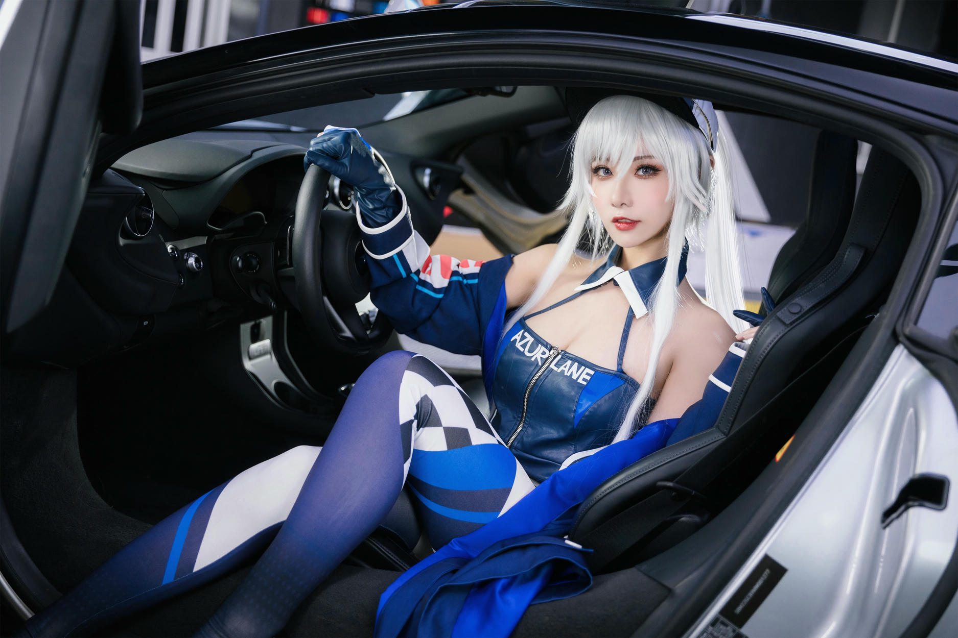 瓜希酱 NO.082 &Momoko葵葵 碧蓝航线 欧根&企业 赛车女郎 [58P-277MB]_第2集