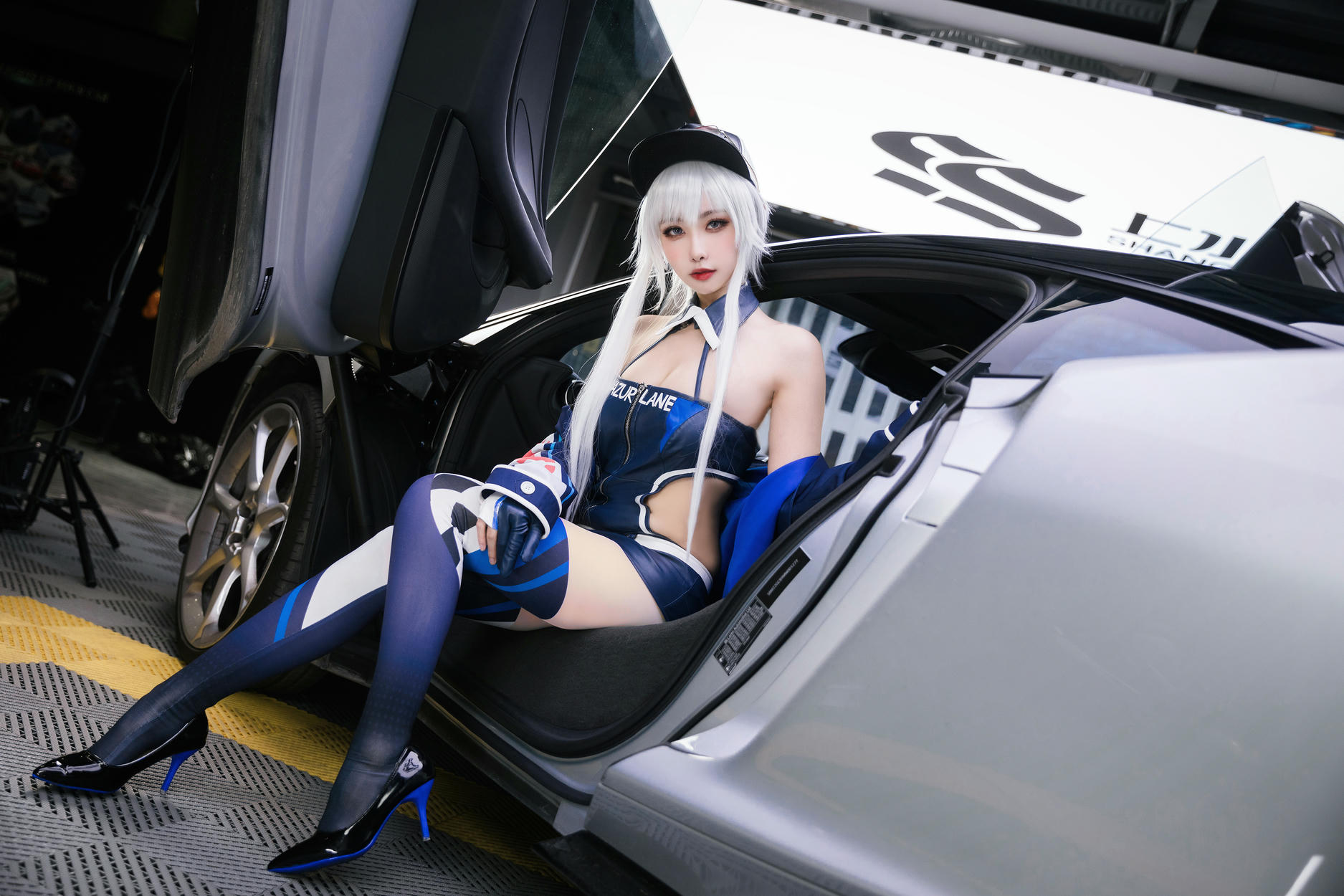 瓜希酱 NO.082 &Momoko葵葵 碧蓝航线 欧根&企业 赛车女郎 [58P-277MB]_第2集