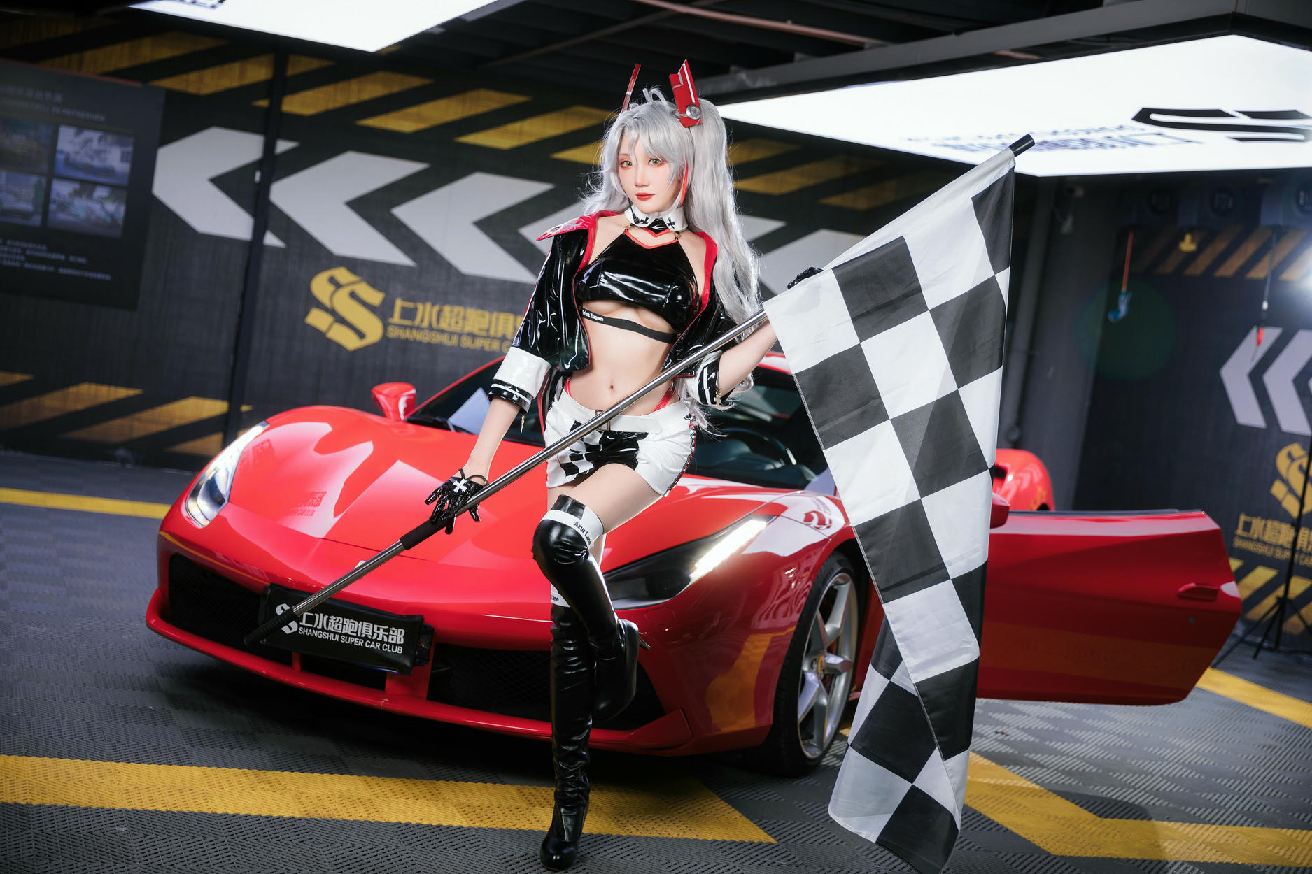 瓜希酱 NO.082 &Momoko葵葵 碧蓝航线 欧根&企业 赛车女郎 [58P-277MB]_第1集