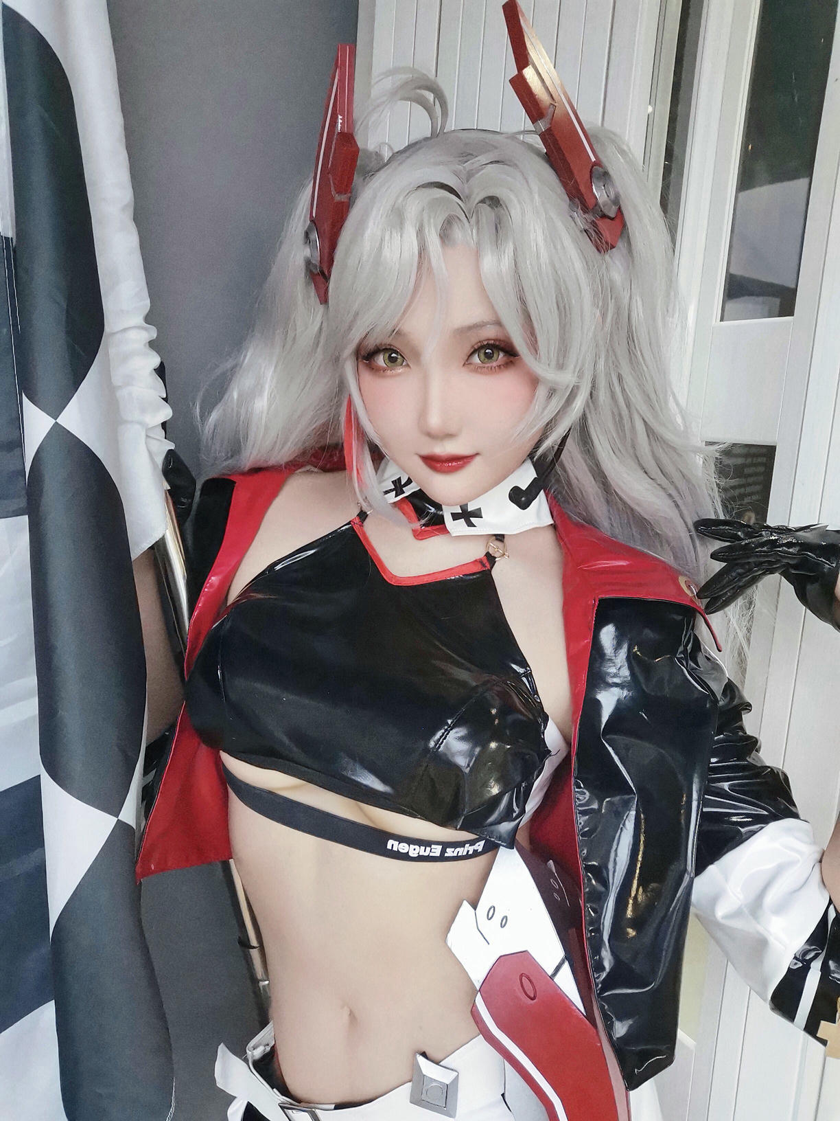 瓜希酱 NO.082 &Momoko葵葵 碧蓝航线 欧根&企业 赛车女郎 [58P-277MB]-自拍_第1集