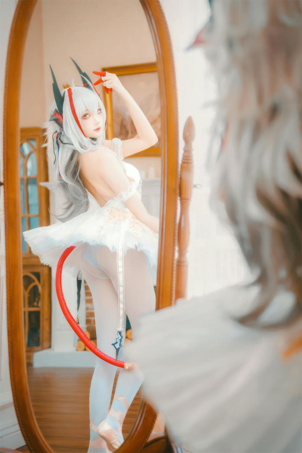 瓜希酱 NO.095 明日方舟 W芭蕾 [15P-17.48 MB]_第1集