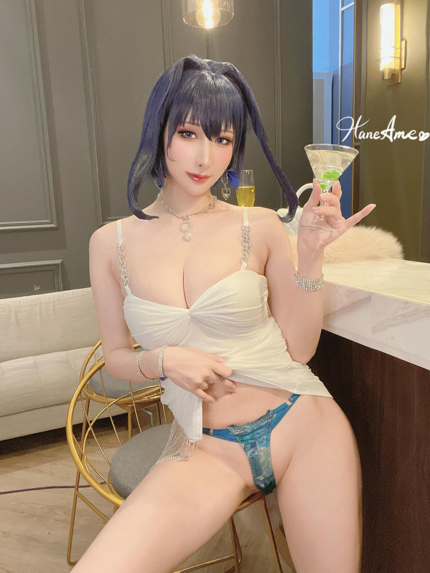 HaneAme雨波 NO.215 對魔忍 & Hololive Kronii 自拍+影片 [110P18V 2.24GB]_第2集