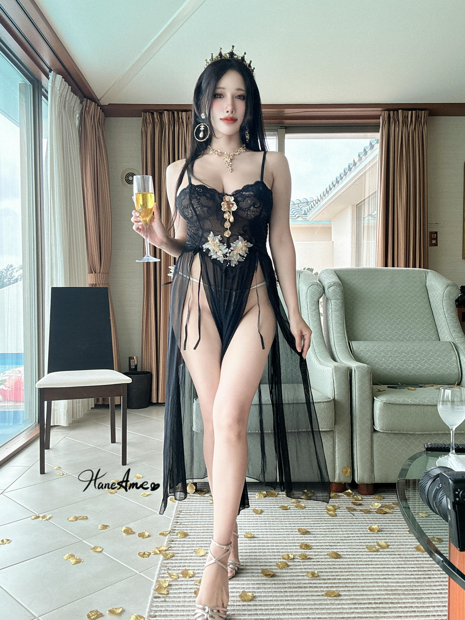 HaneAme雨波 NO.329 24年09月原创 波波2024生日個展女王睡衣 [41P 254MB]_第2集