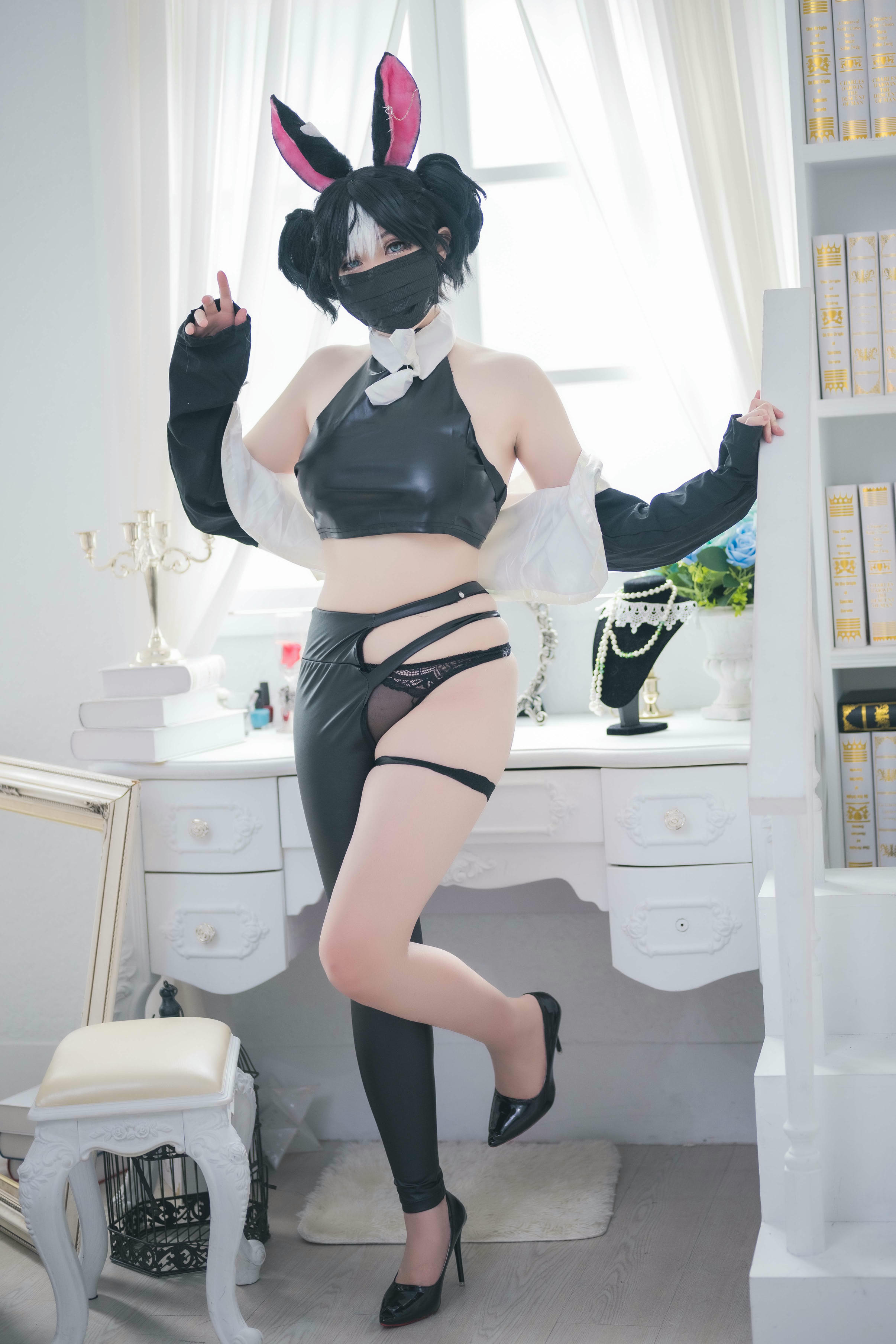 奈奈紀(@Hatori Sama)奈奈纪-2023-03-02_Bunny With Mask (Patreon)_00_第1集