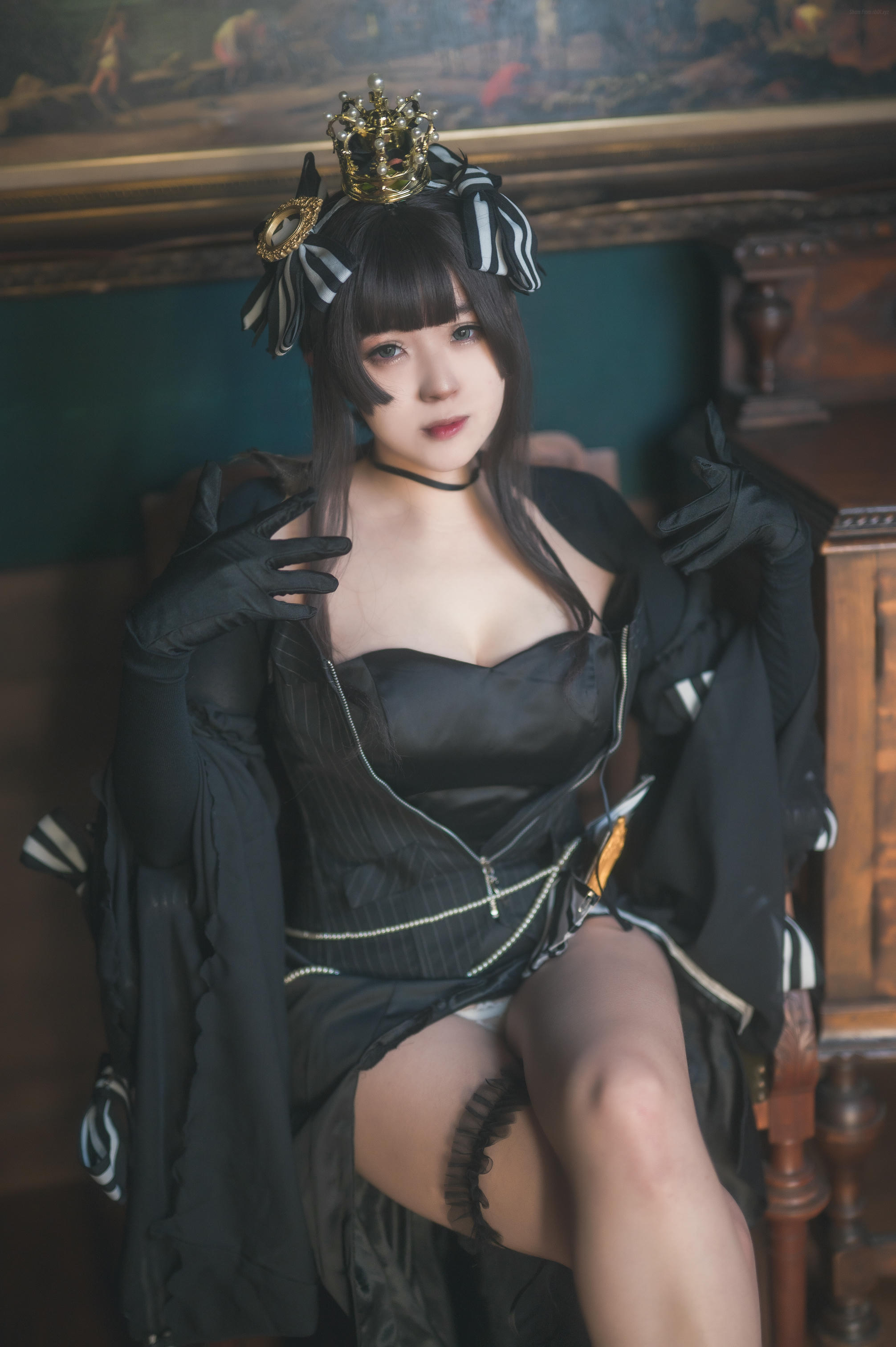 奈奈紀(@Hatori Sama)奈奈纪-2022-05-16_Robin Bird queen cosplay (8p) (Patreon)_000_第1集