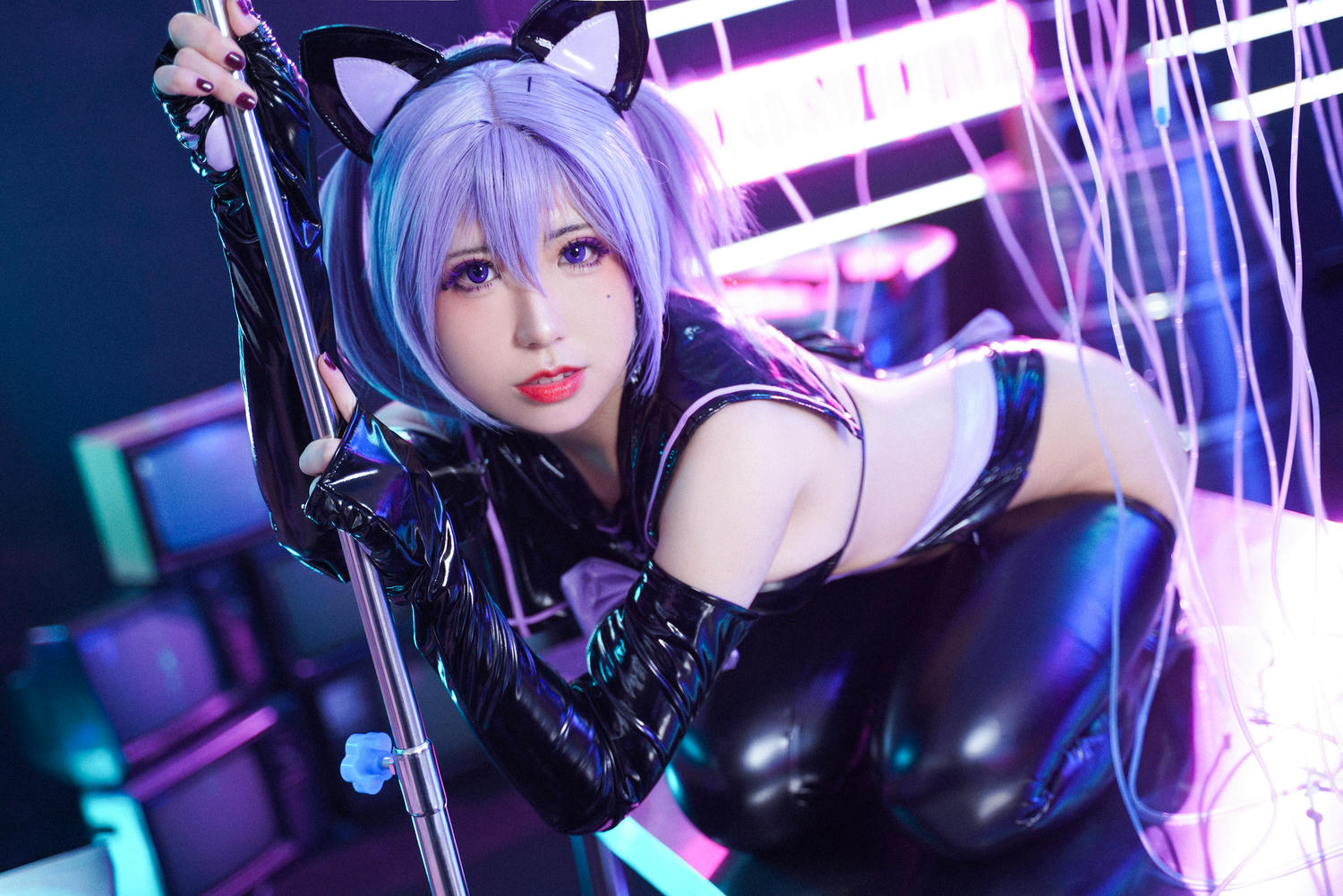 虎森森 NO.011 赛博猫娘胶袜版 [65P-302MB]_第1集