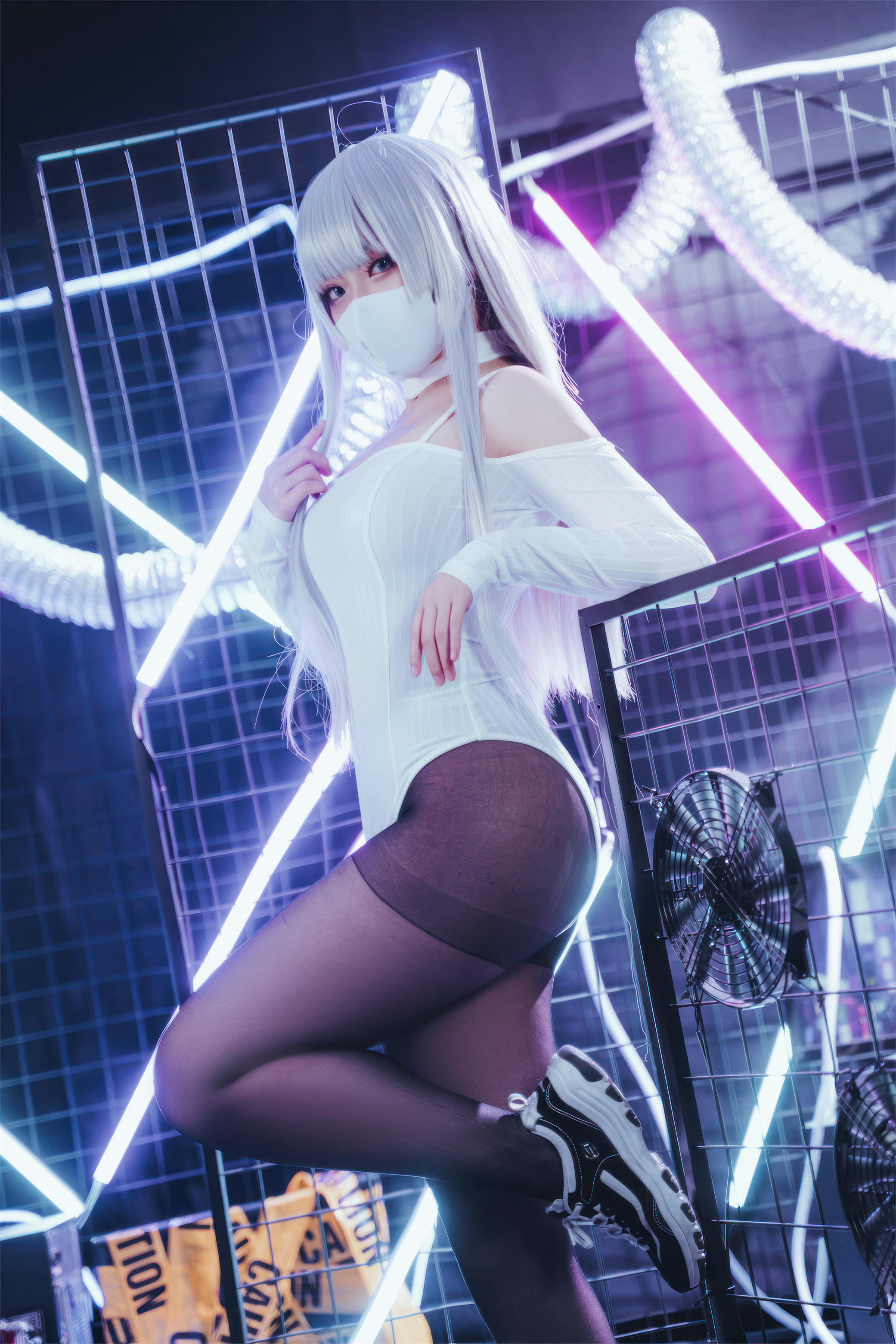 虎森森 NO.027 莺 [33P 348MB]_第1集