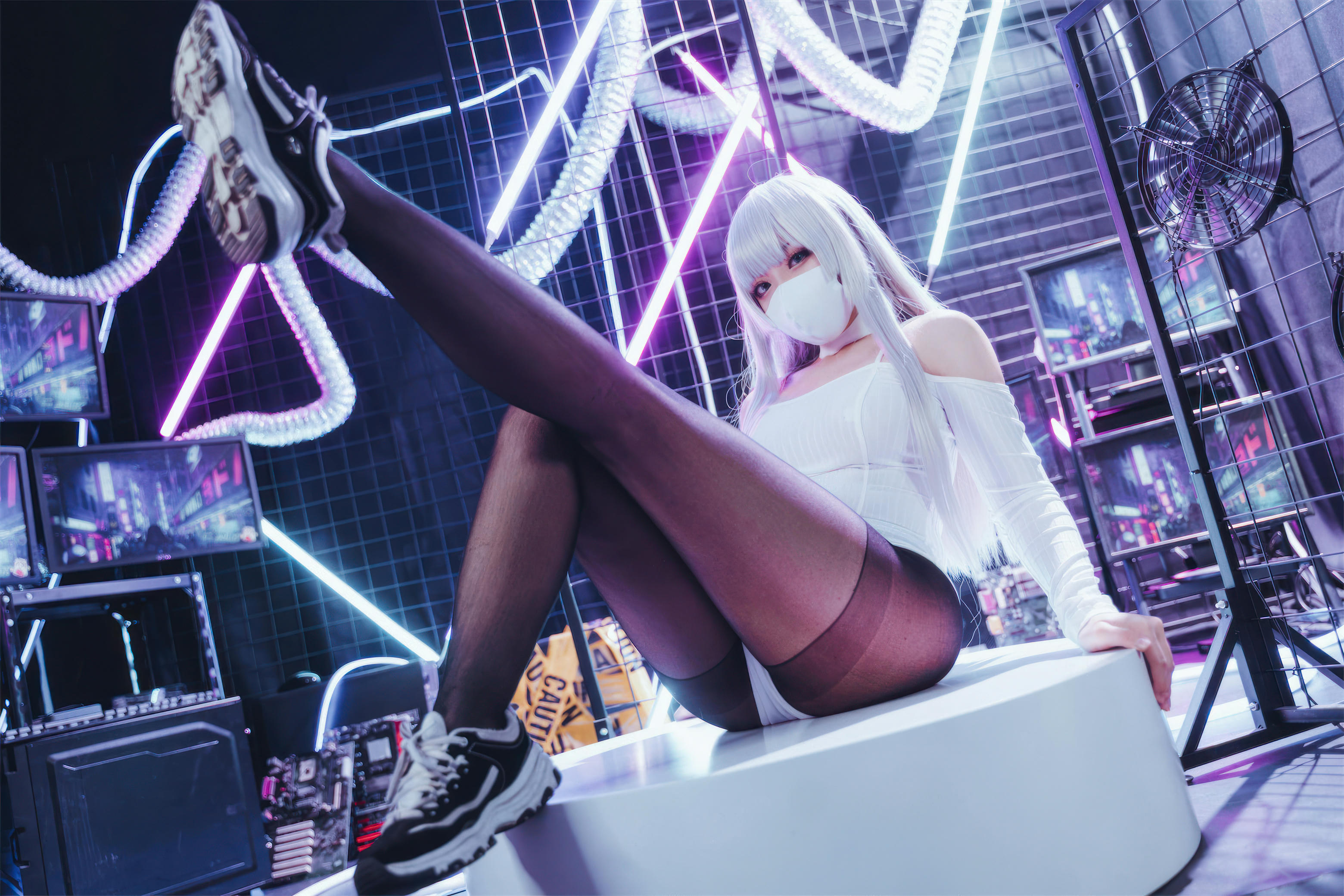 虎森森 NO.027 莺 [33P 348MB]_第1集