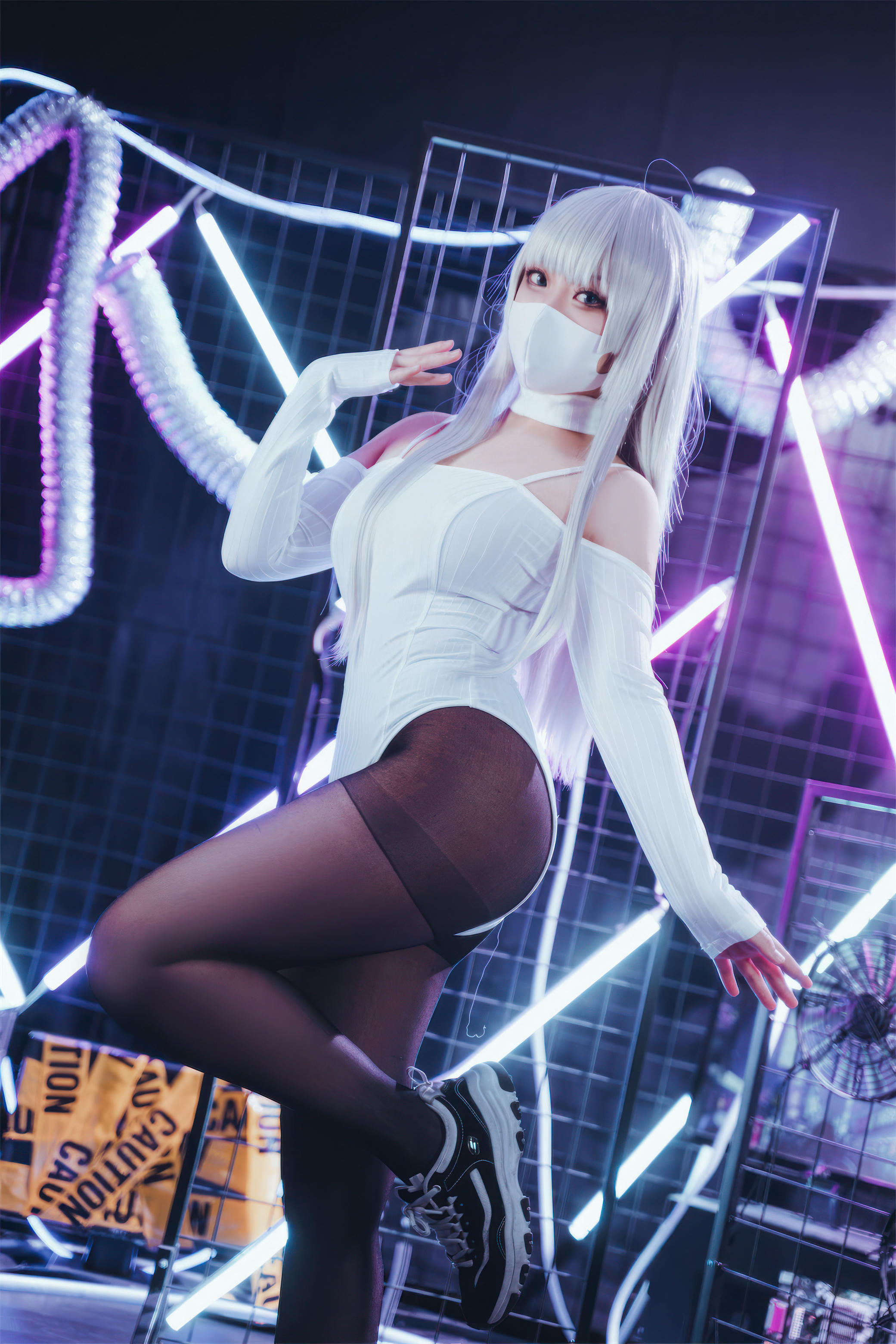 虎森森 NO.027 莺 [33P 348MB]_第1集