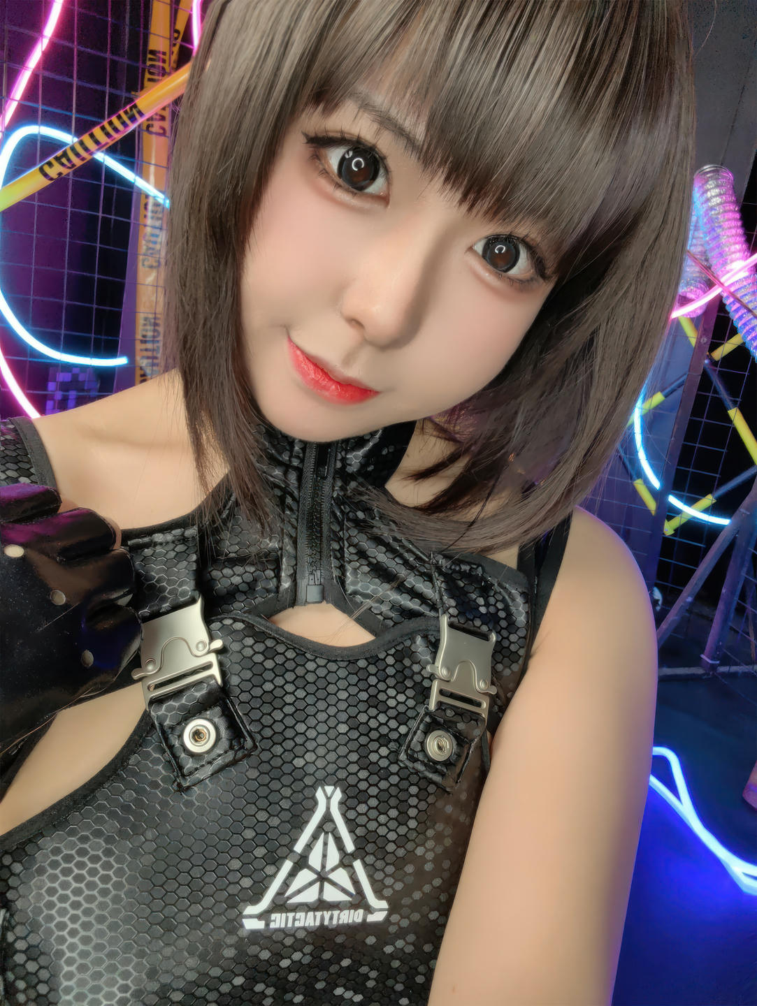 虎森森 NO.032 爱心特工 [119P 709MB]_第6集