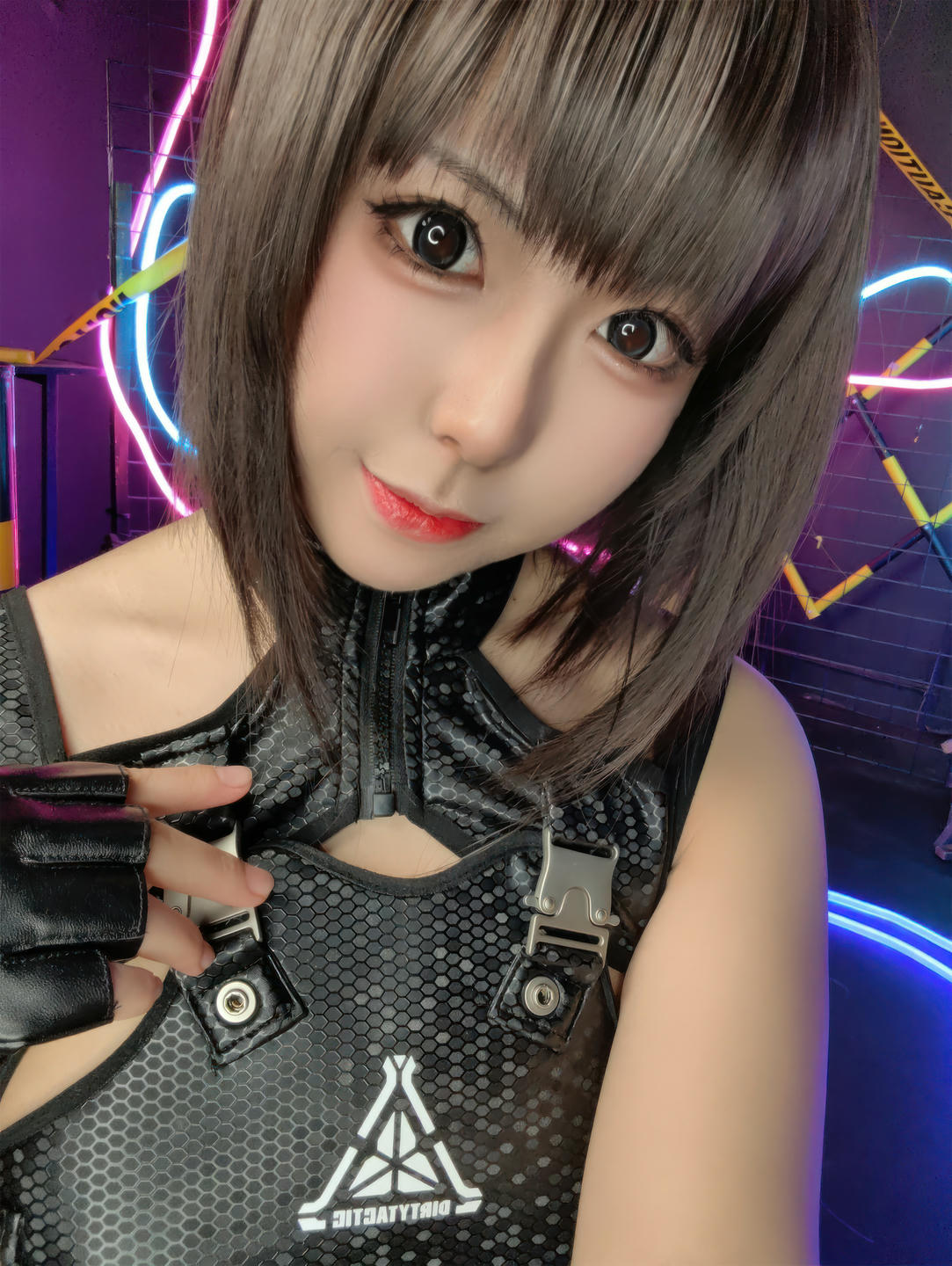 虎森森 NO.032 爱心特工 [119P 709MB]_第6集