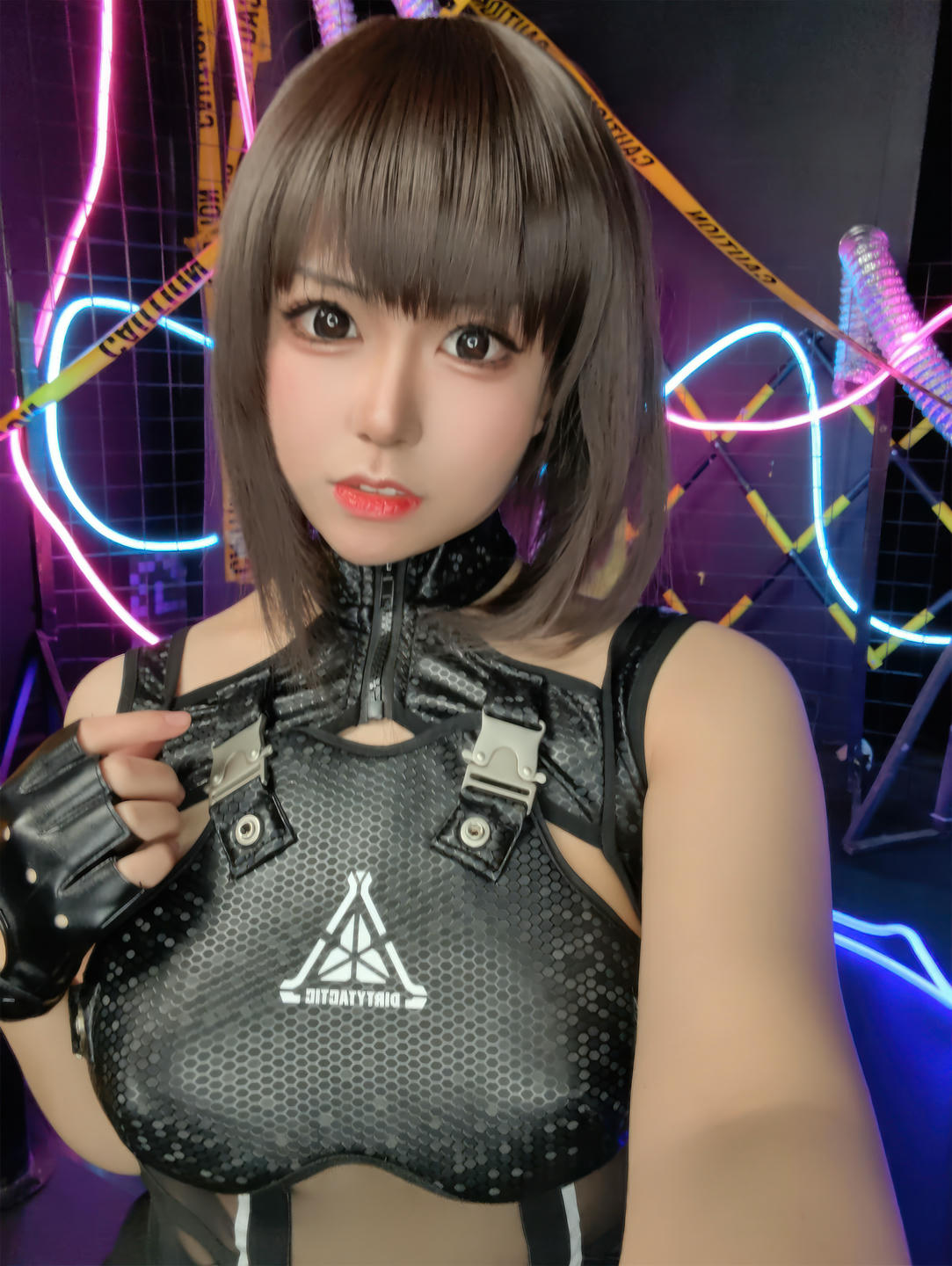 虎森森 NO.032 爱心特工 [119P 709MB]_第6集