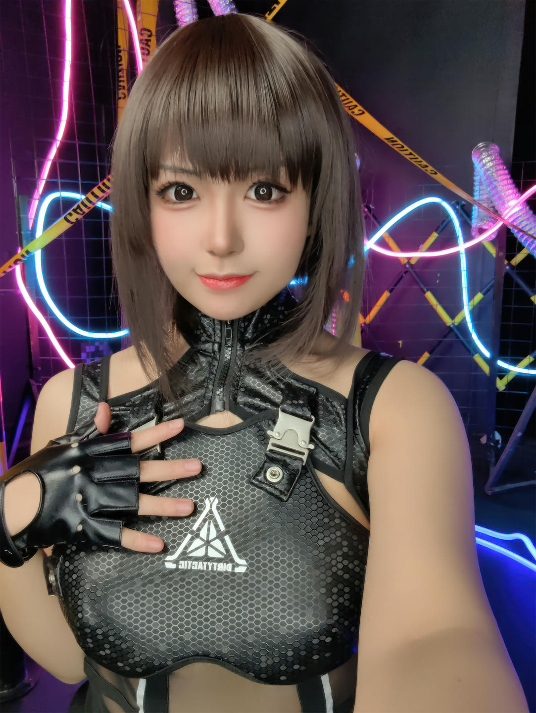 虎森森 NO.032 爱心特工 [119P 709MB]_第6集