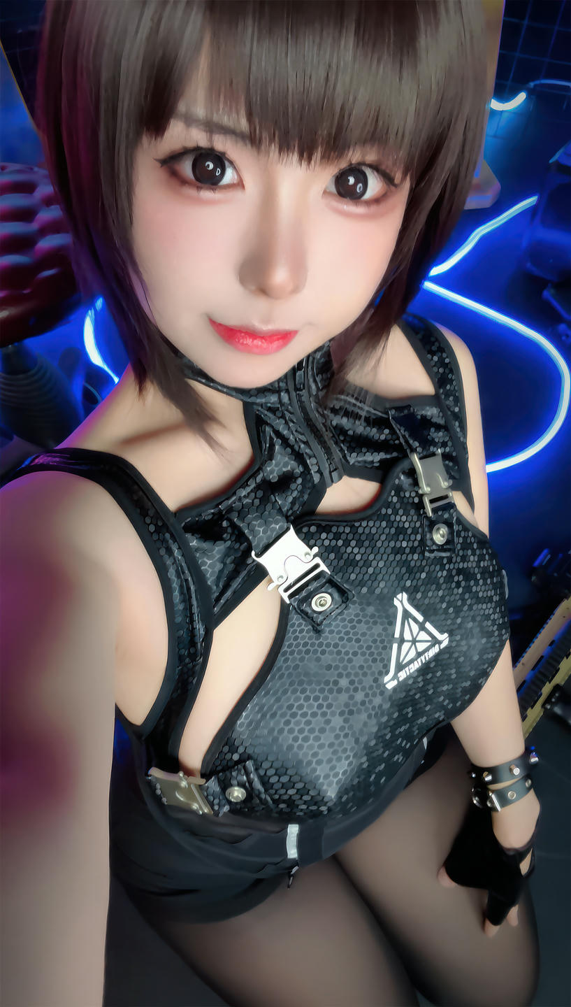 虎森森 NO.032 爱心特工 [119P 709MB]_第4集