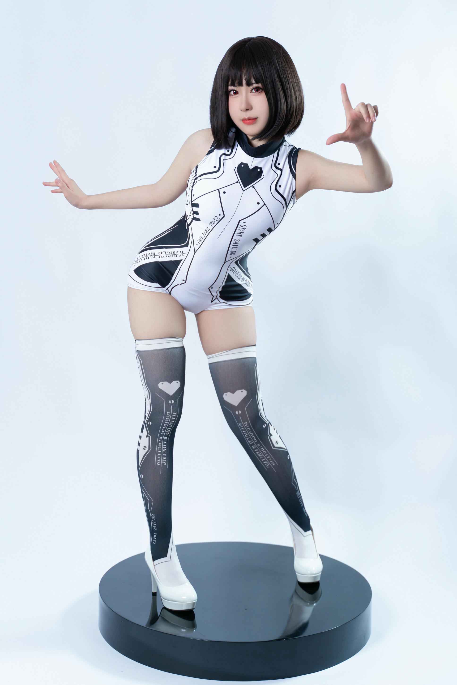 虎森森 NO.007 战损死库水 [30P-267MB]_第1集