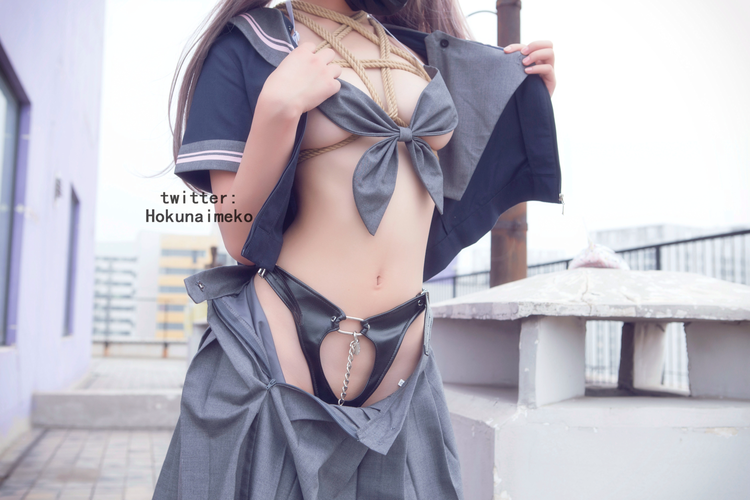 北乃芽子-Hokunaimeko NO.010 絞り！露出！スク水のＪＫ[90P 244MB]_第1集