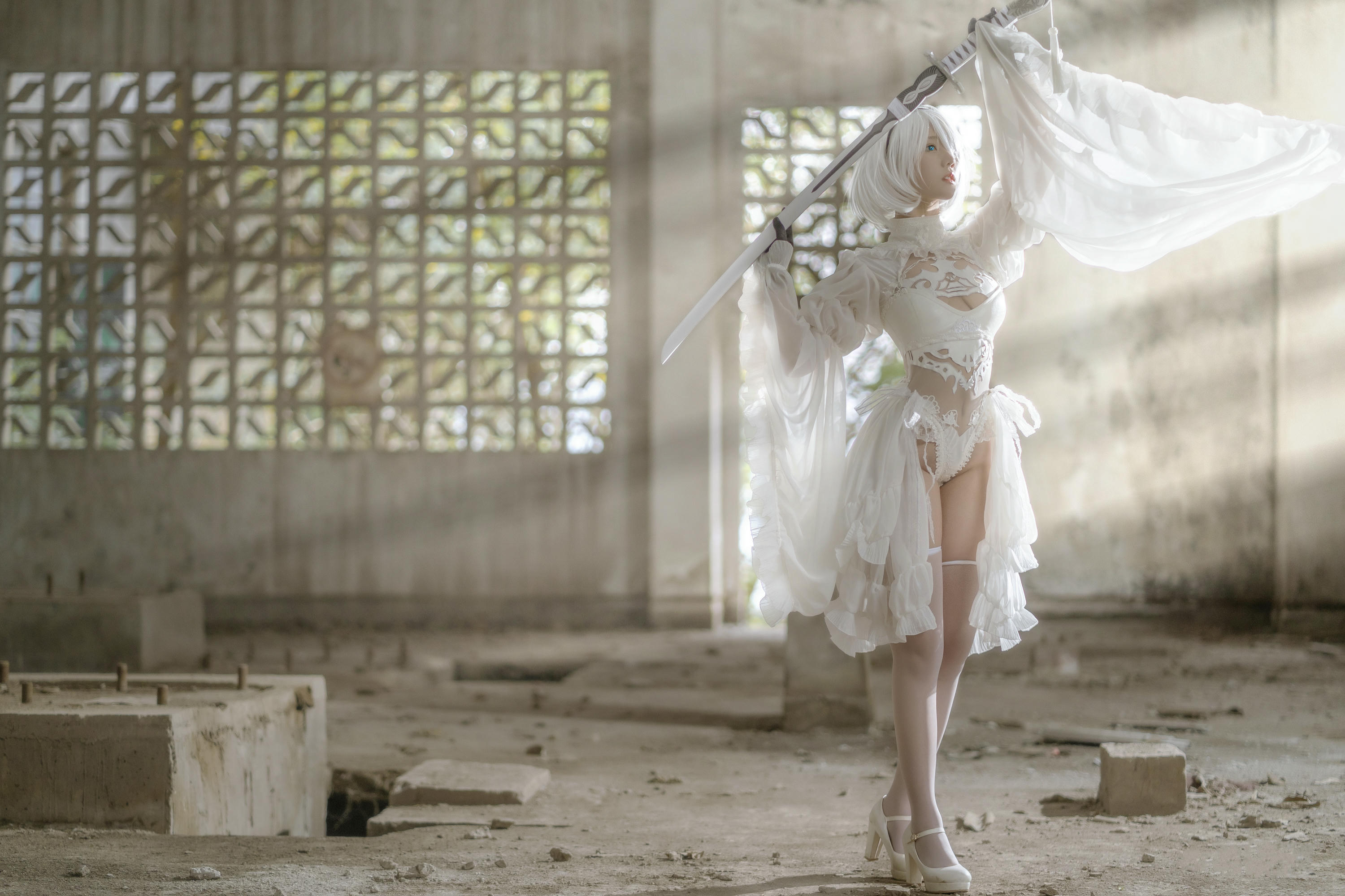 镜酱 NO.001 2B白色婚纱 [13P 168MB]_第1集