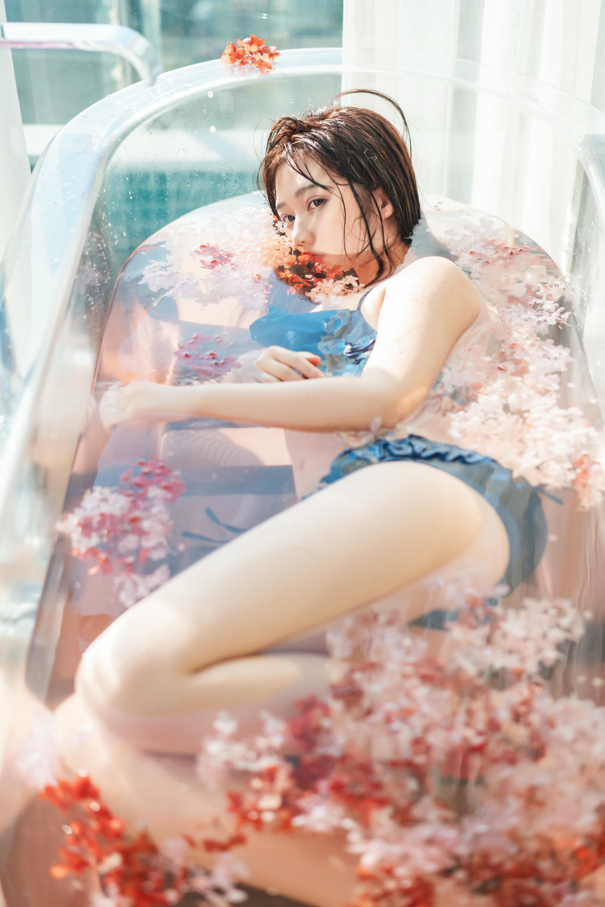 镜酱 NO.012 私奔之泳衣 [61P 900MB]_第1集