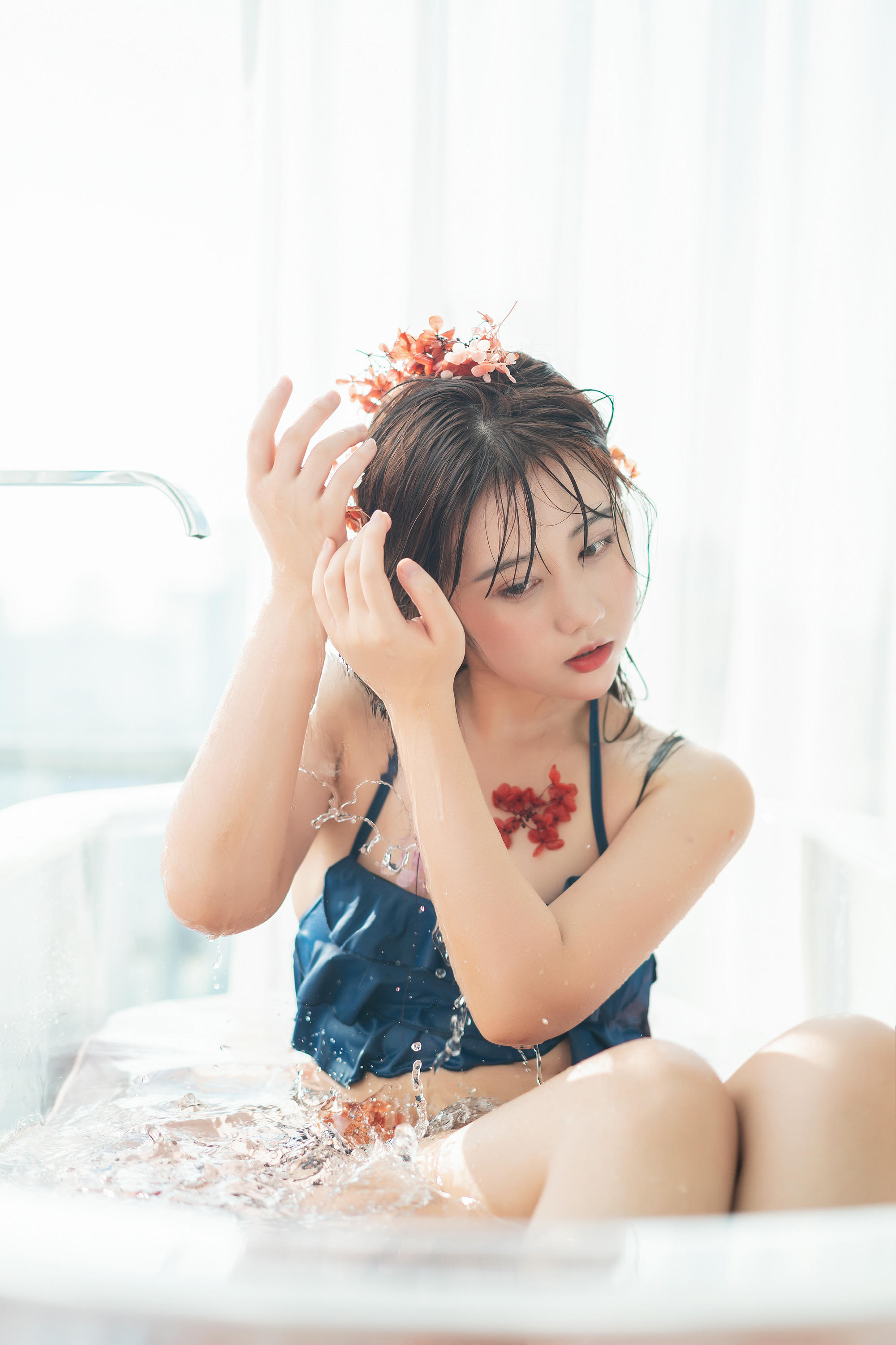 镜酱 NO.012 私奔之泳衣 [61P 900MB]_第1集