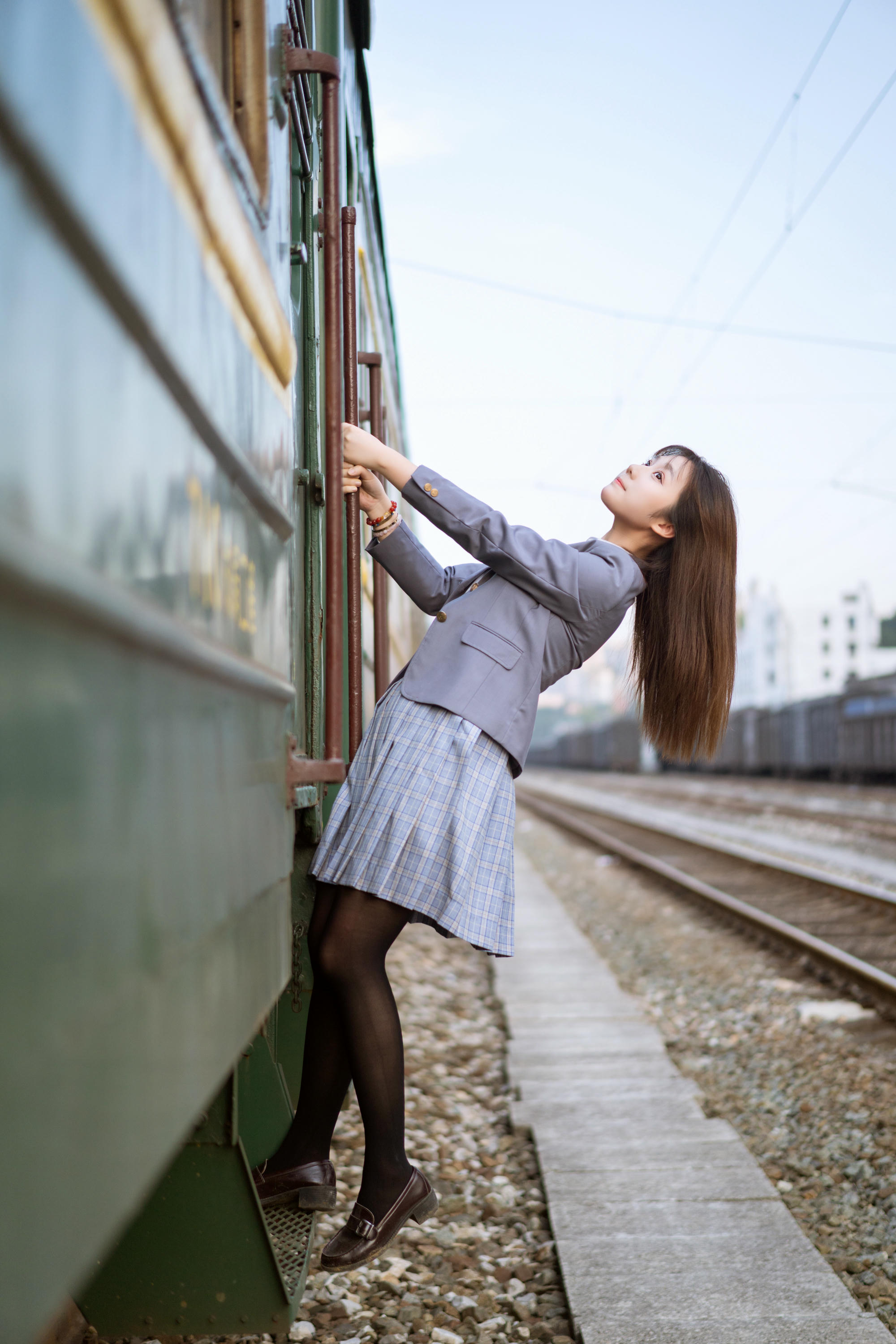 镜酱 NO.013 私奔之制服 [30P-375MB]_第1集