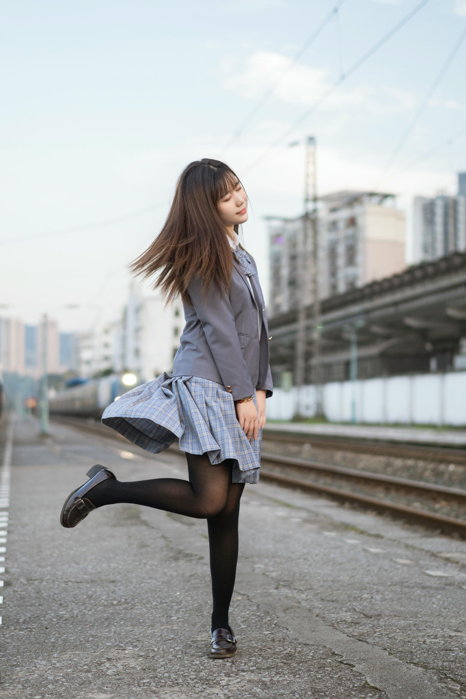 镜酱 NO.013 私奔之制服 [30P-375MB]_第1集