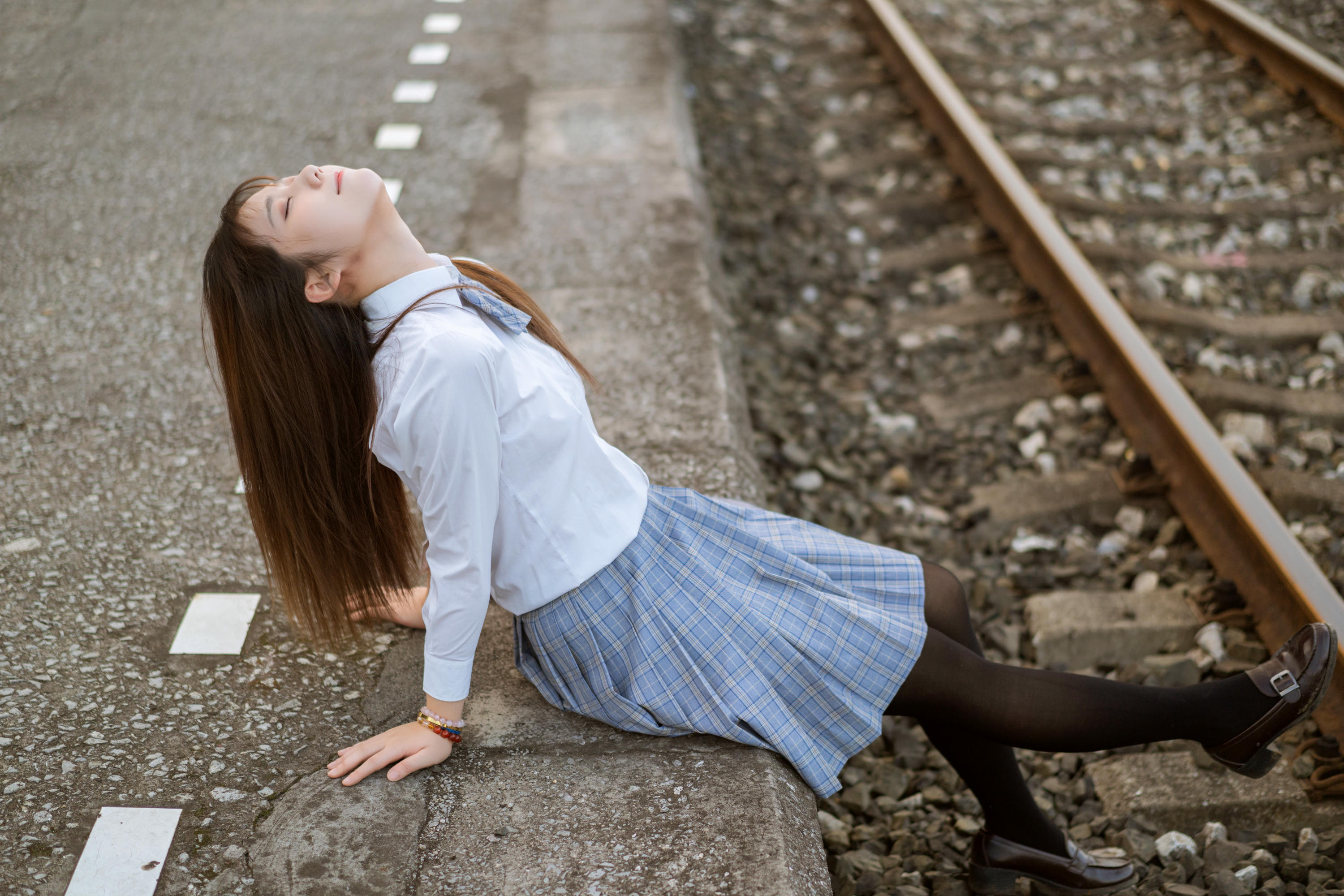 镜酱 NO.013 私奔之制服 [30P-375MB]_第1集