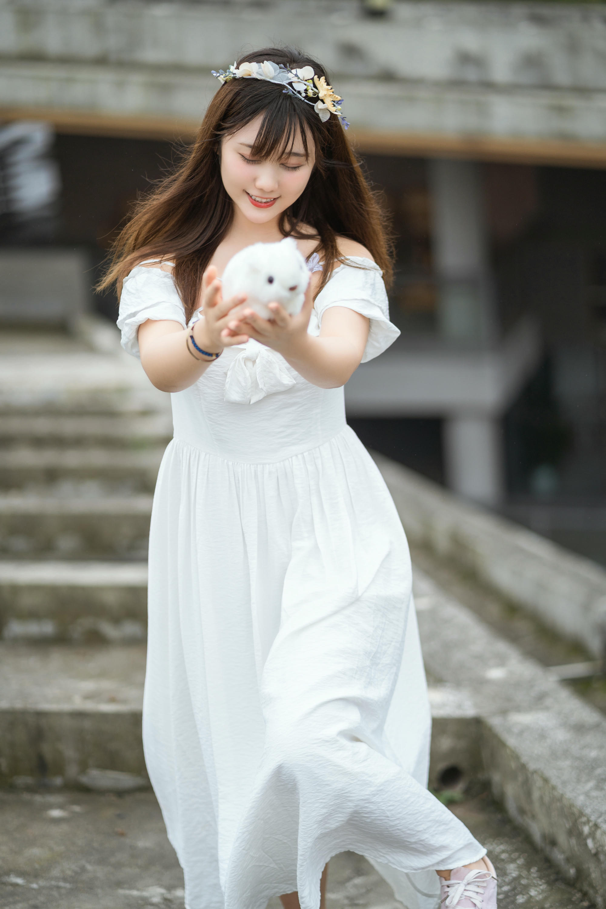 镜酱 NO.009 私奔之连衣裙 [12P-130MB]_第1集