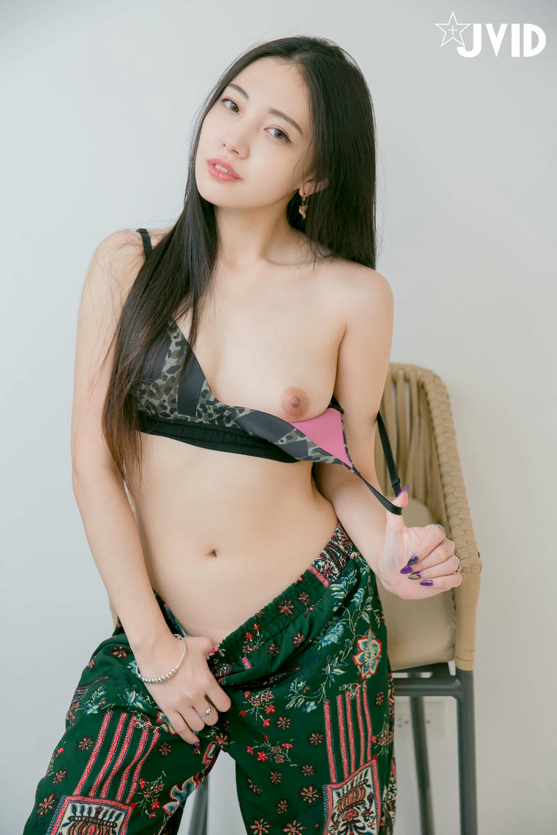 JVID NO.666 夏暮光 完美曲綫 [88P-140MB]_第3集